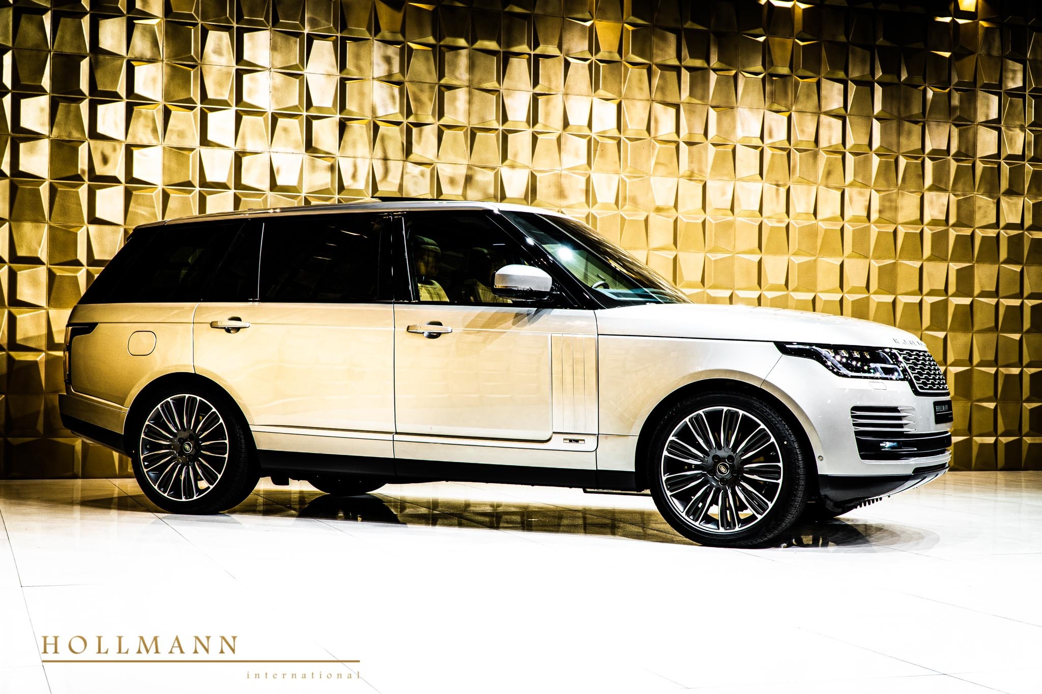 2020 Land Rover Range Rover  AUTOBIOGRAPHY LWB, 18/20