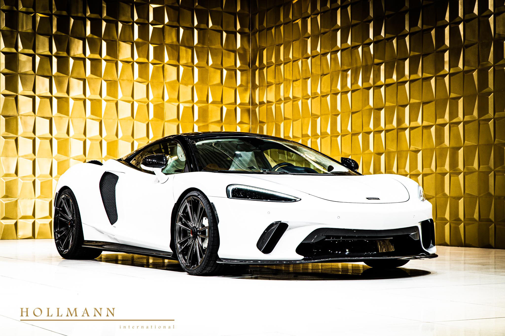 2020 McLaren GT by NOVITEC, 17/20