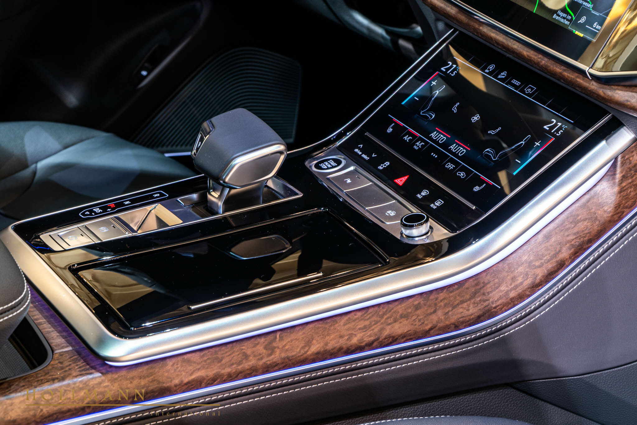 2020 Audi Q8 55 TFSI, 17/20