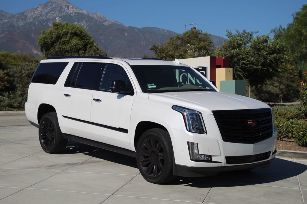 2019 Cadillac Escalade ESV, 4/20