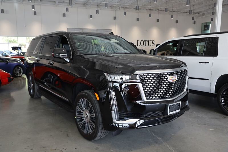 2021 Cadillac Escalade ESV, 5/18