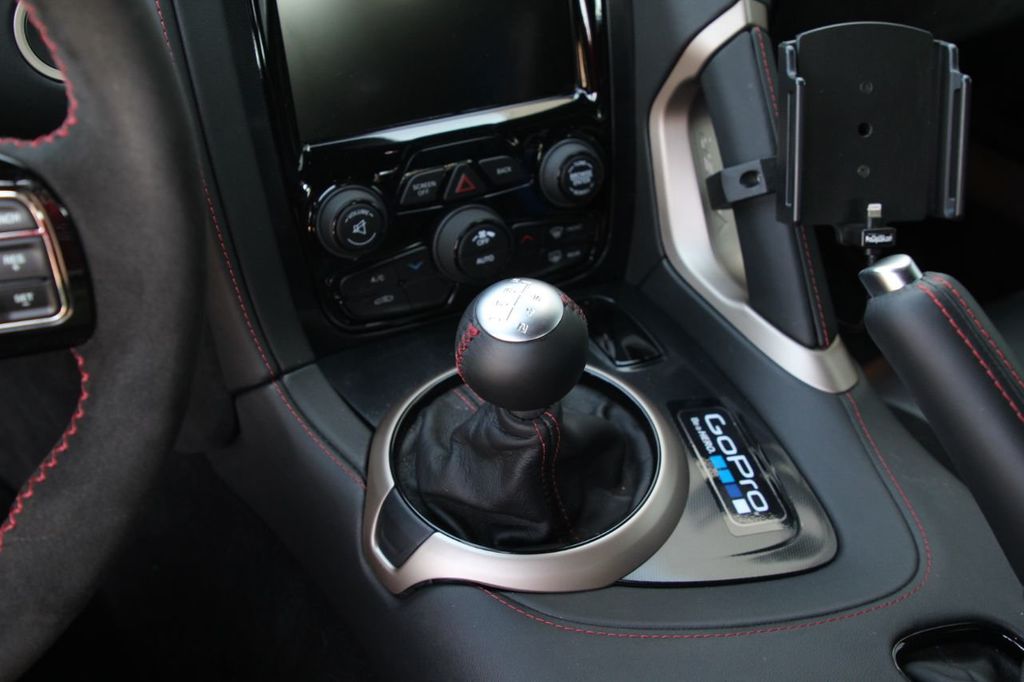 2017 Dodge Viper GTC-R Limited Edition, 16/20
