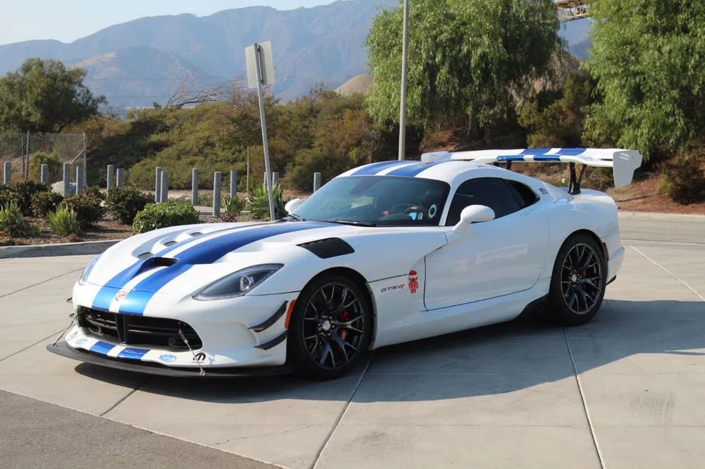 2017 Dodge Viper GTC-R Limited Edition, exterior, White