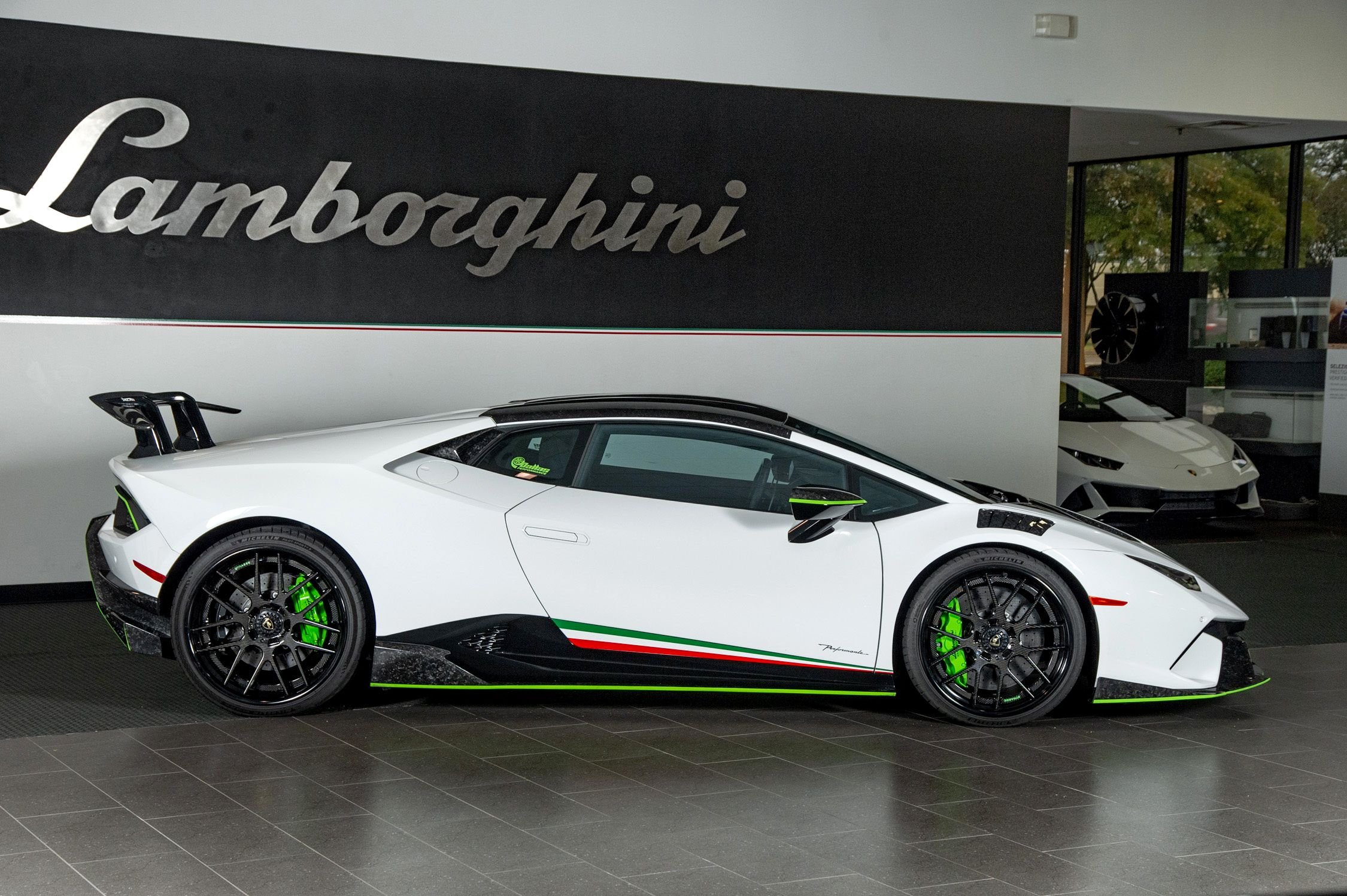 2019 Lamborghini Huracan Performante, 17/20