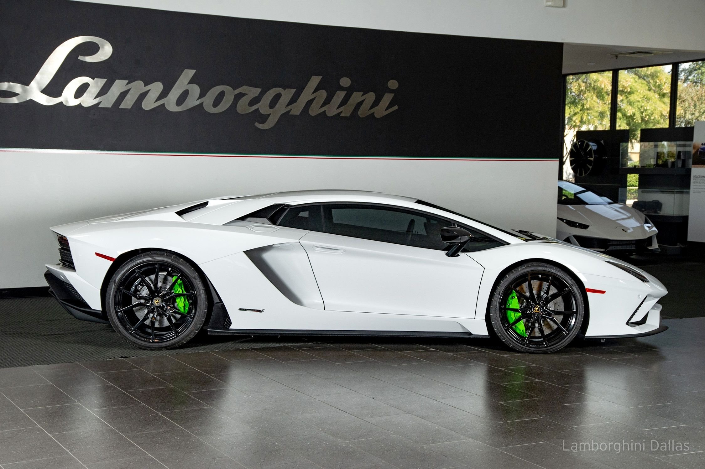 2018 Lamborghini Aventador S, 14/20