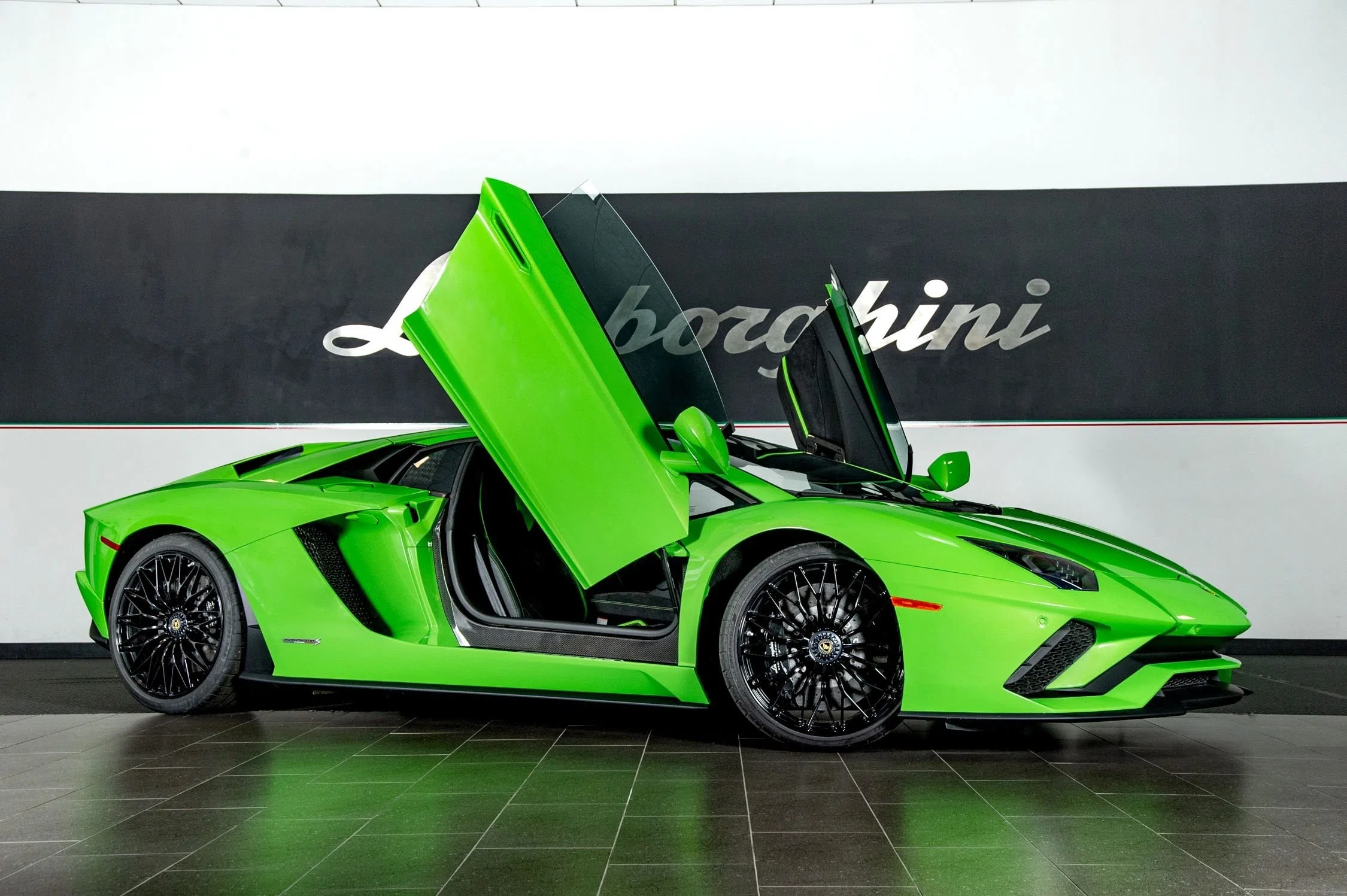 2019 Lamborghini Aventador S