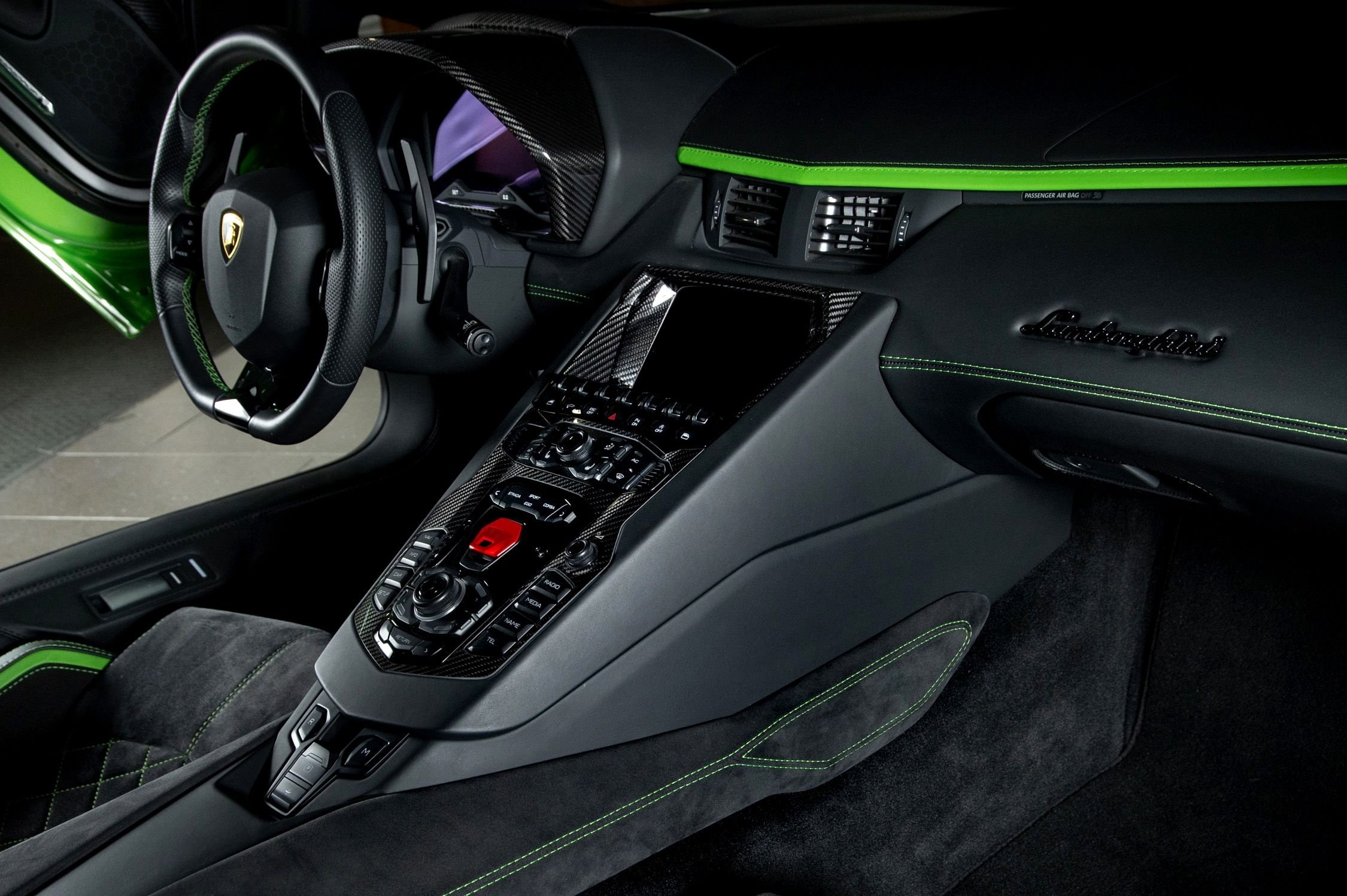 2019 Lamborghini Aventador S, 15/20