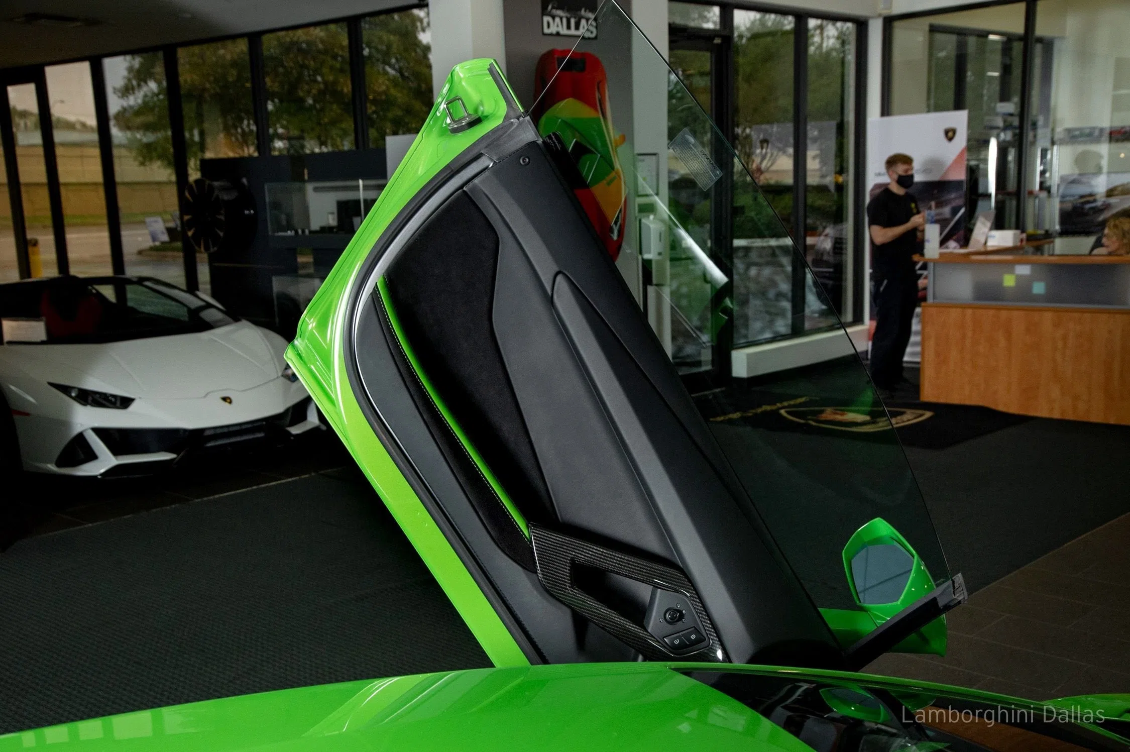 2019 Lamborghini Aventador S for sale, exterior, Verde Mantis