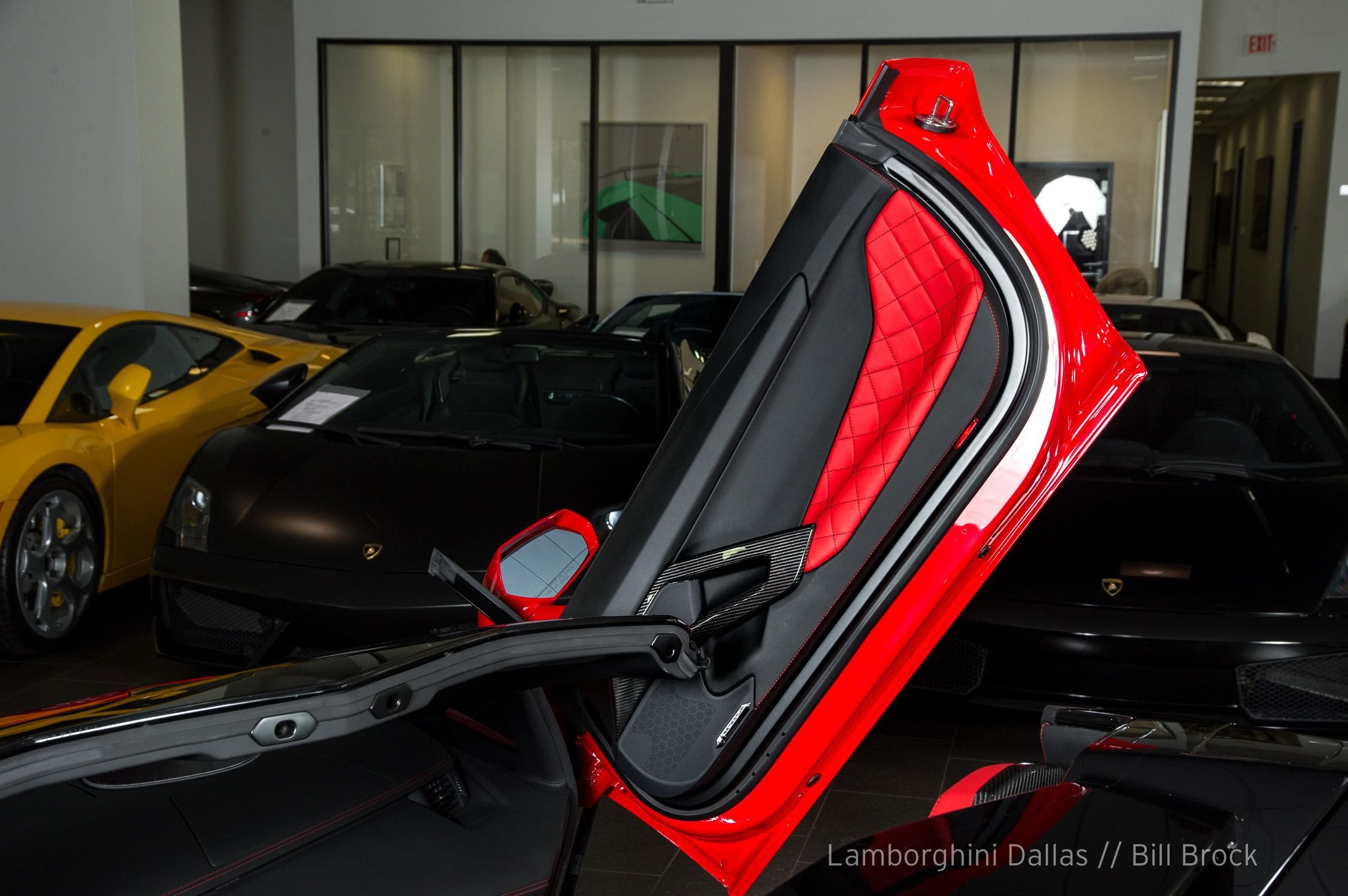 2016 Lamborghini Aventador Roadster, 7/20