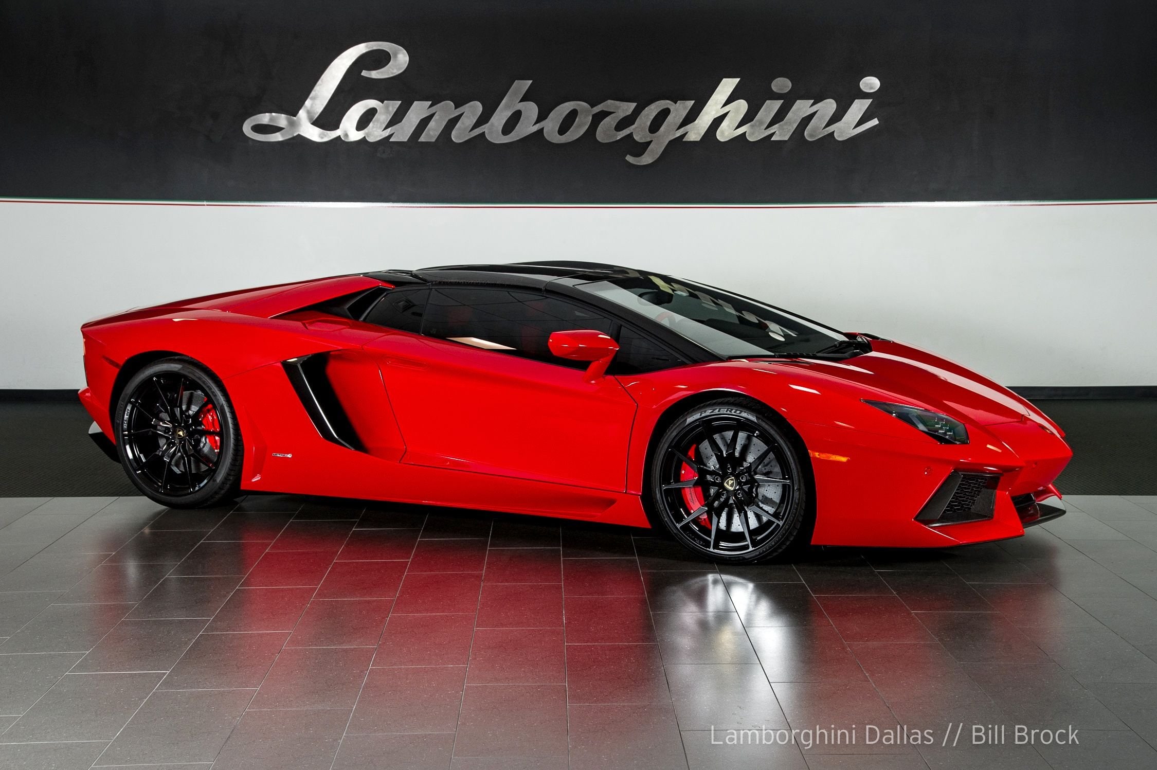 2016 Lamborghini Aventador Roadster, 11/20
