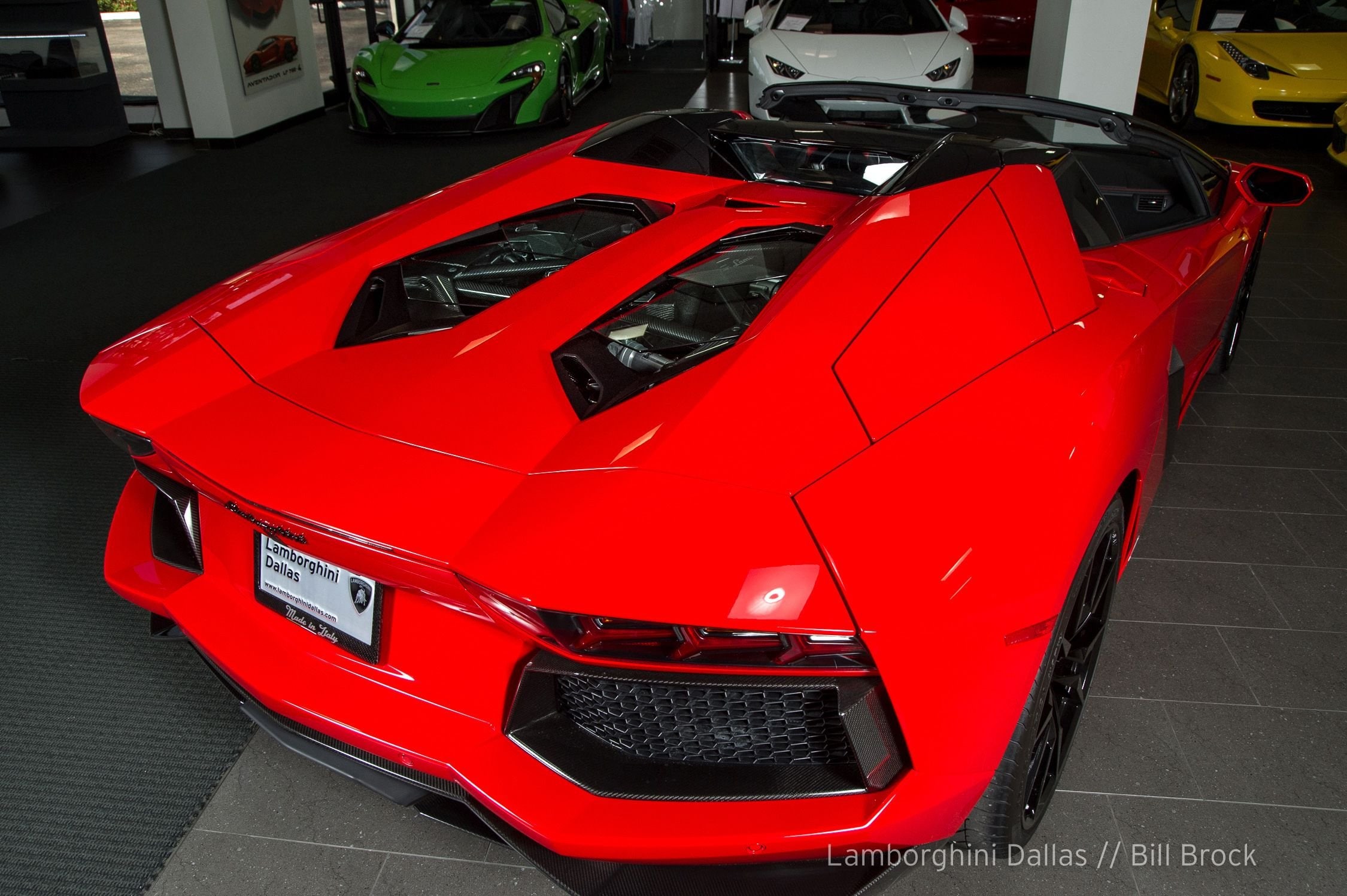 2016 Lamborghini Aventador Roadster, 15/20