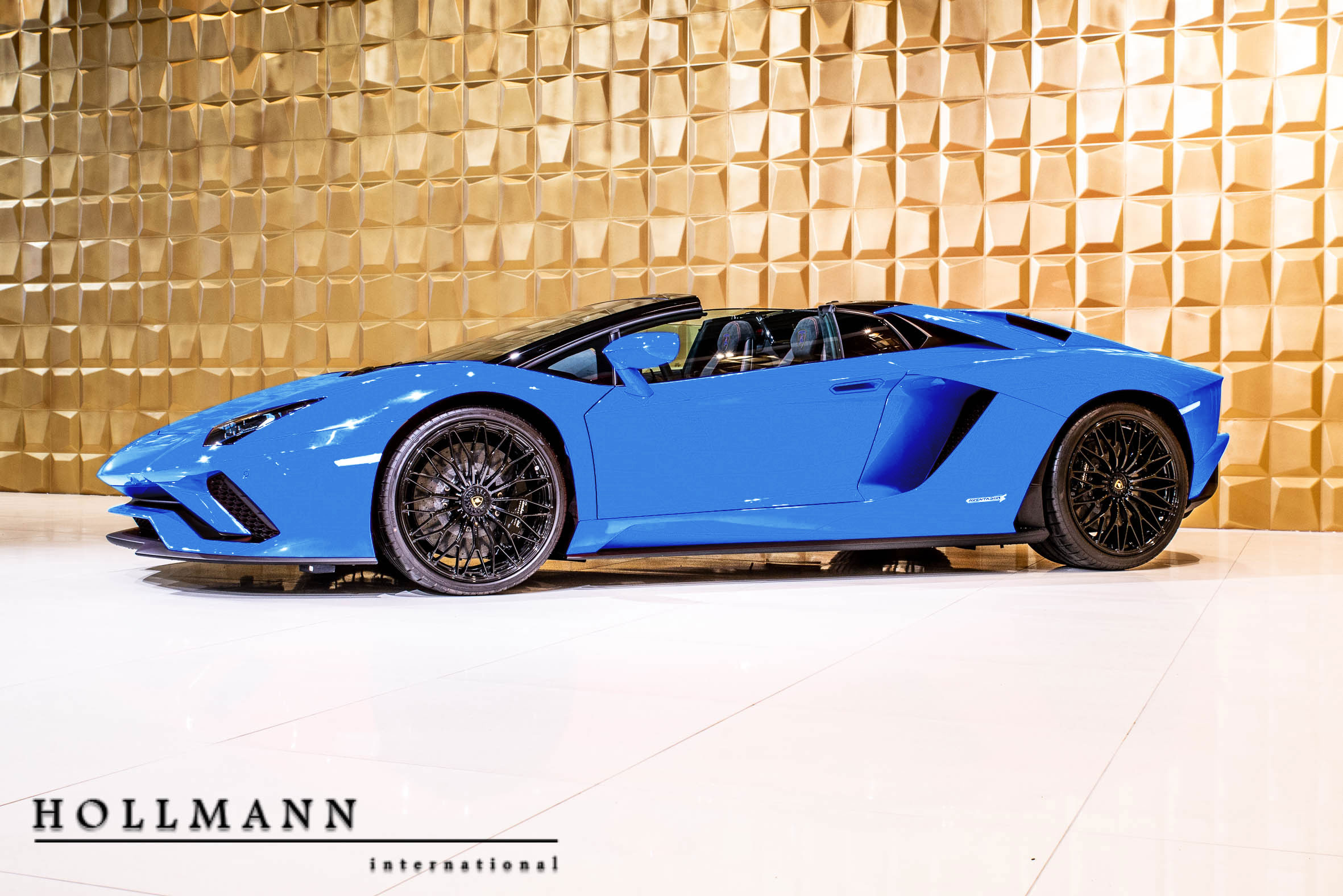 2018 LAMBORGHINI AVENTADOR S ROADSTER, 6/20
