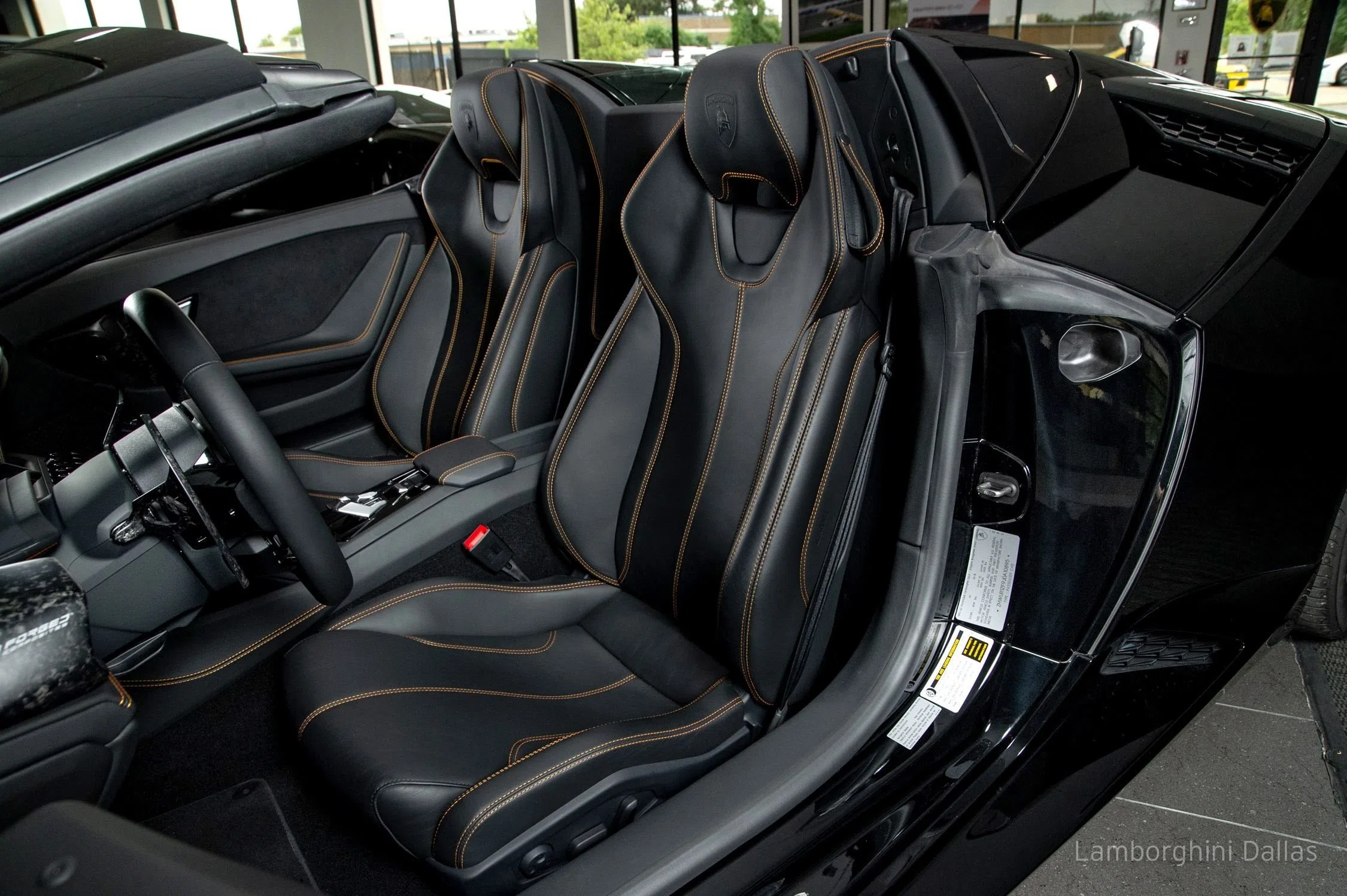 2018 Lamborghini Huracan LP610-4 Spyder interior, seats, Nero Ade