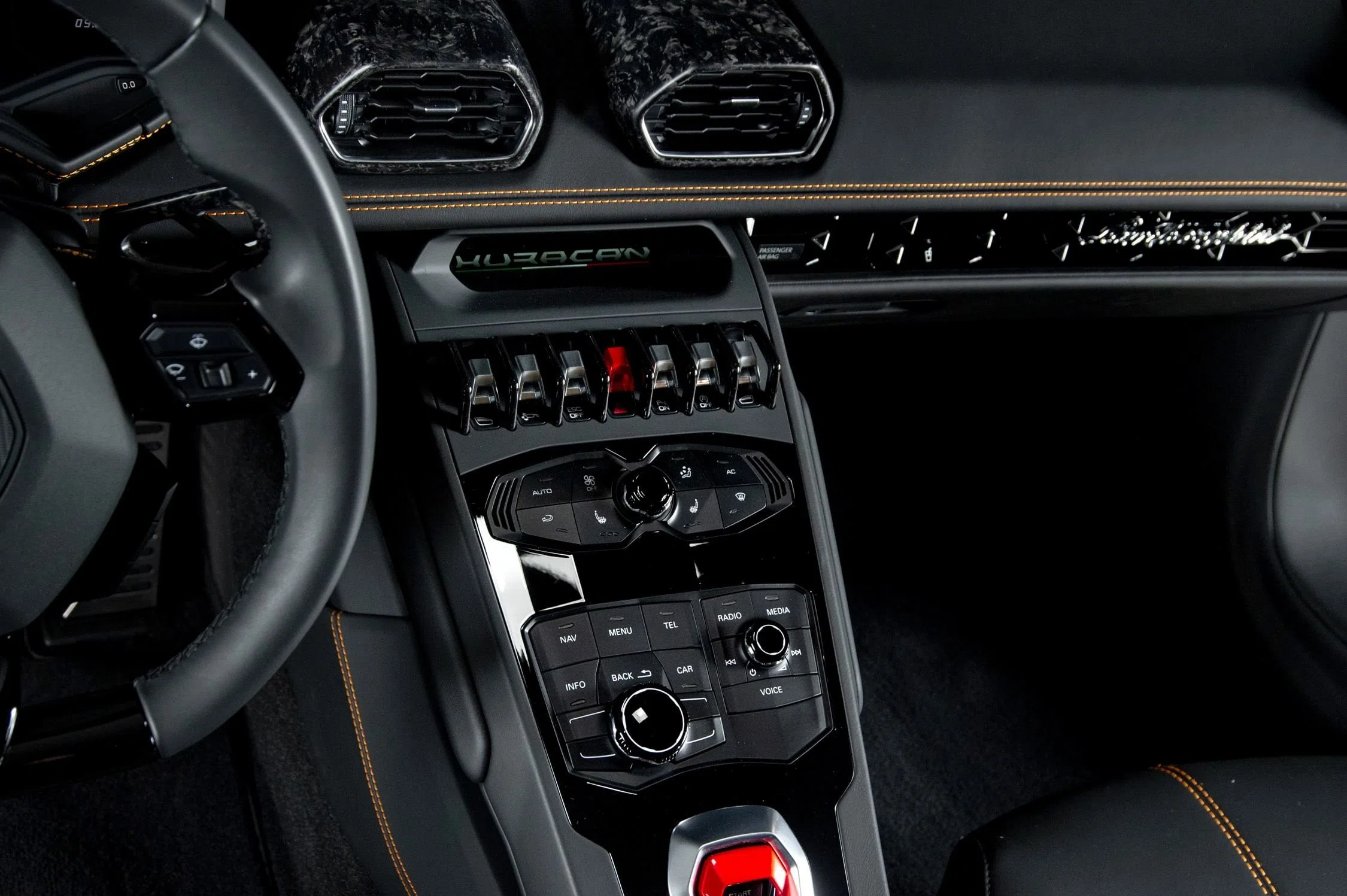 2018 Lamborghini Huracan LP610-4 Spyder interior, center console, Nero Ade