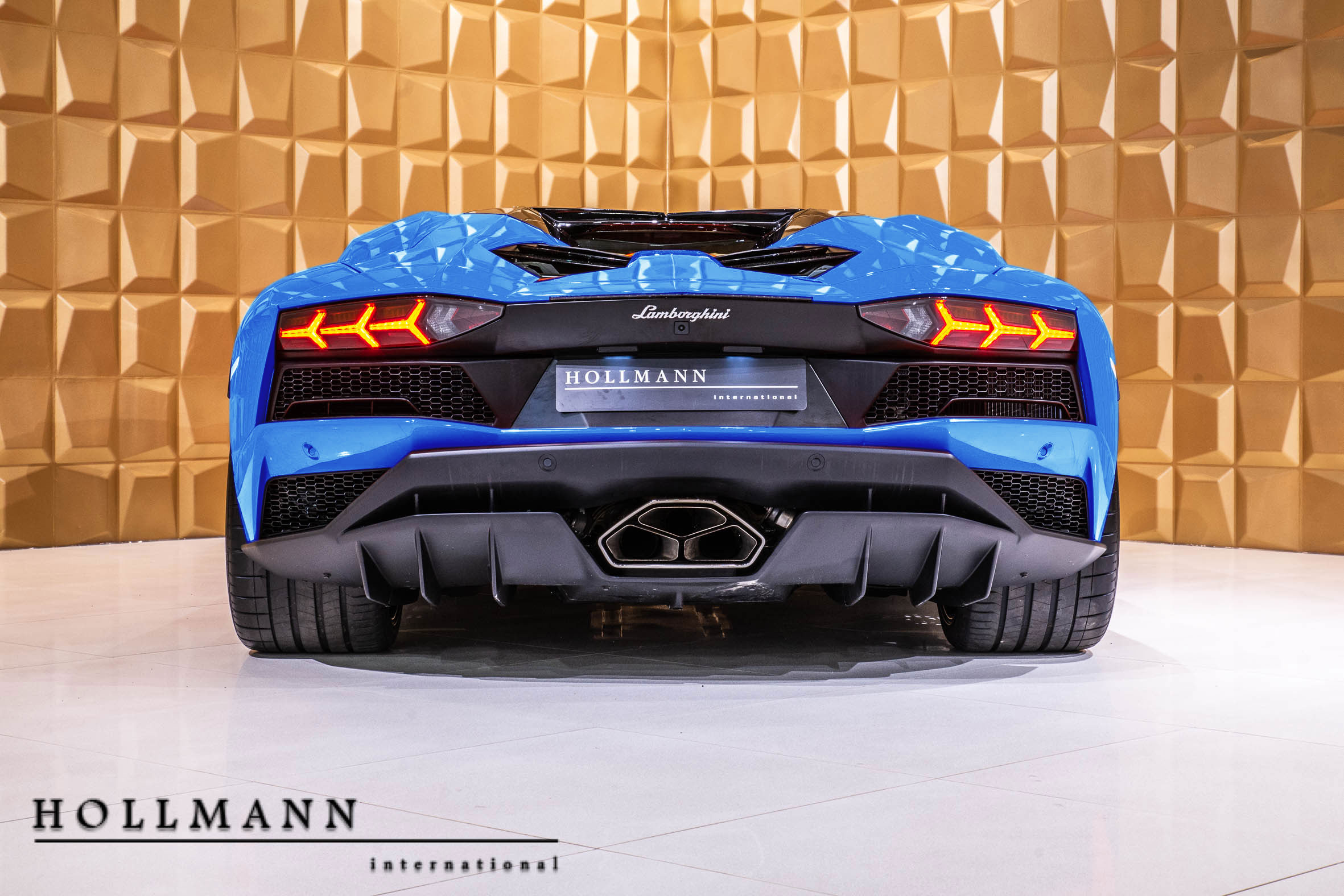 2018 LAMBORGHINI AVENTADOR S ROADSTER, 11/20