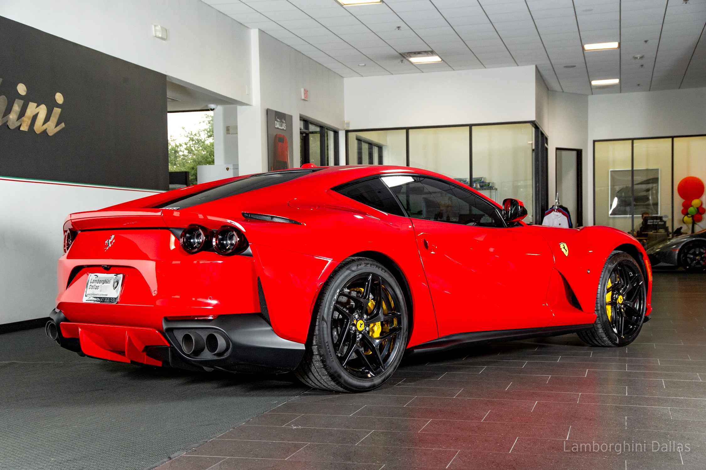 2019 Ferrari 812 Superfast, 17/20