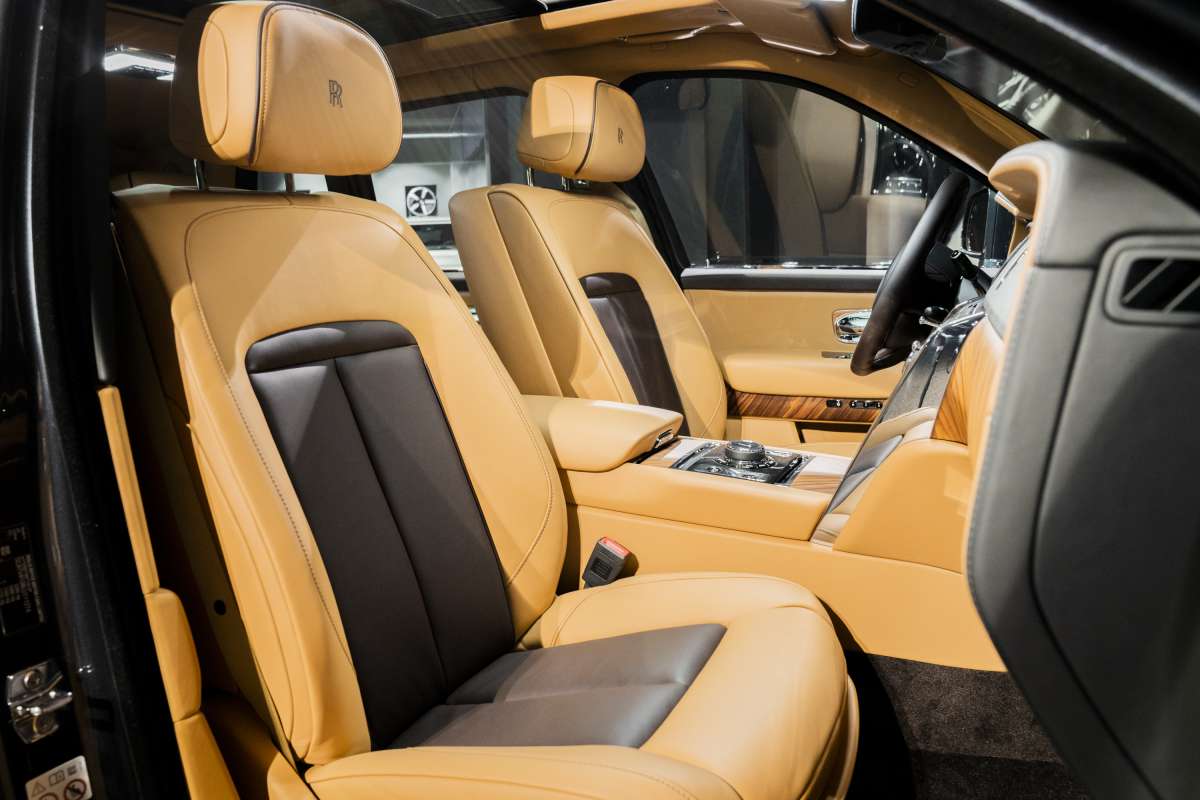 2020 Rolls-Royce Cullinan, 8/13