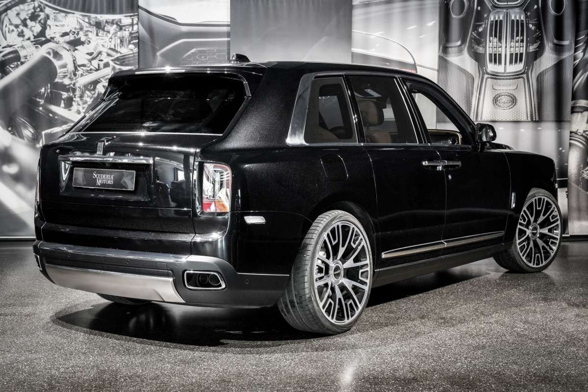 2019 Rolls-Royce Cullinan, 7/15