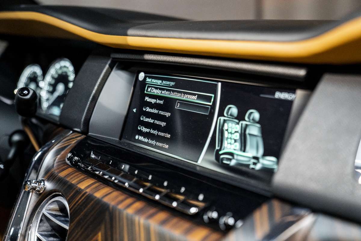2019 Rolls-Royce Cullinan, 14/15