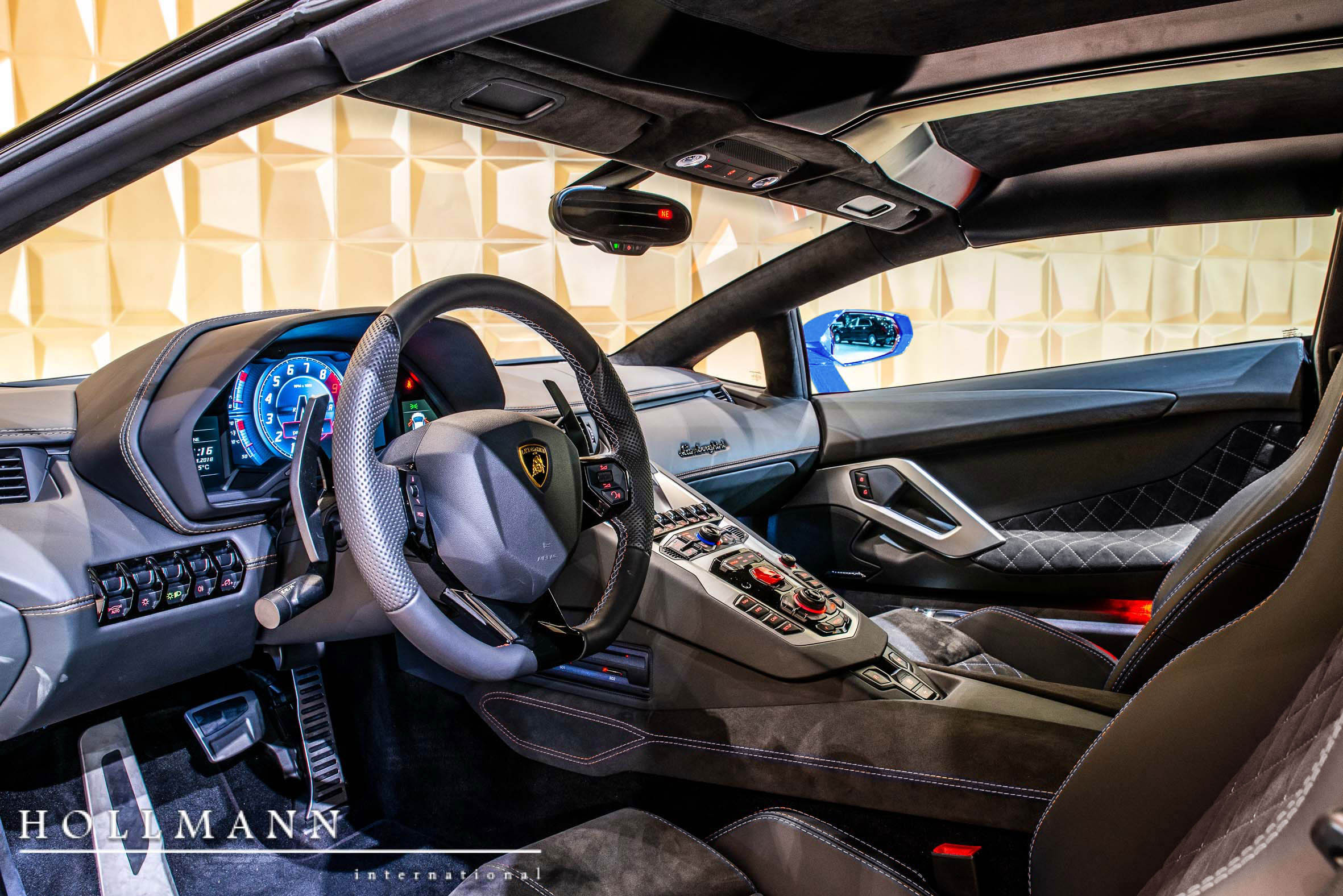 2018 LAMBORGHINI AVENTADOR S ROADSTER, 18/20