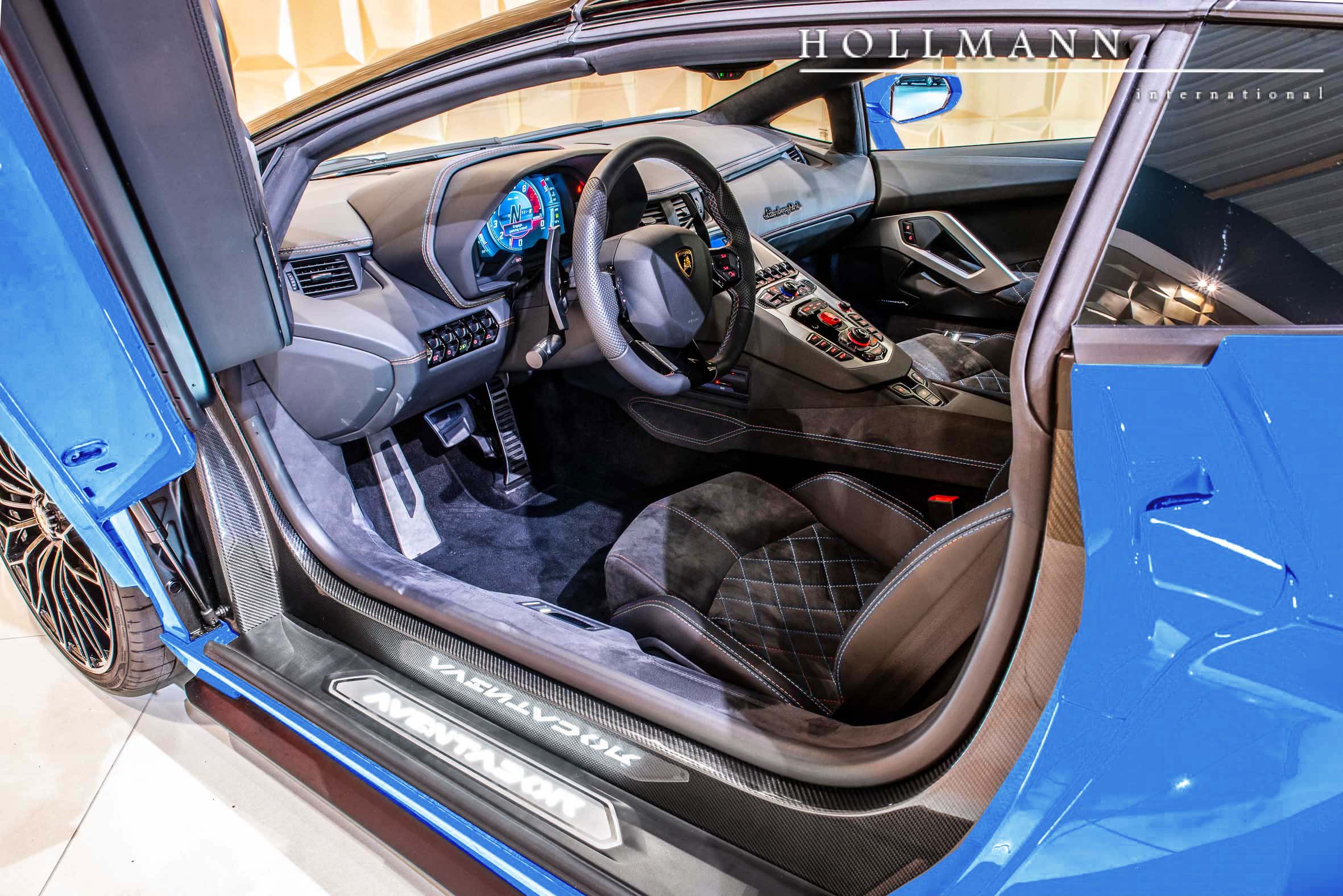 2018 LAMBORGHINI AVENTADOR S ROADSTER, 19/20