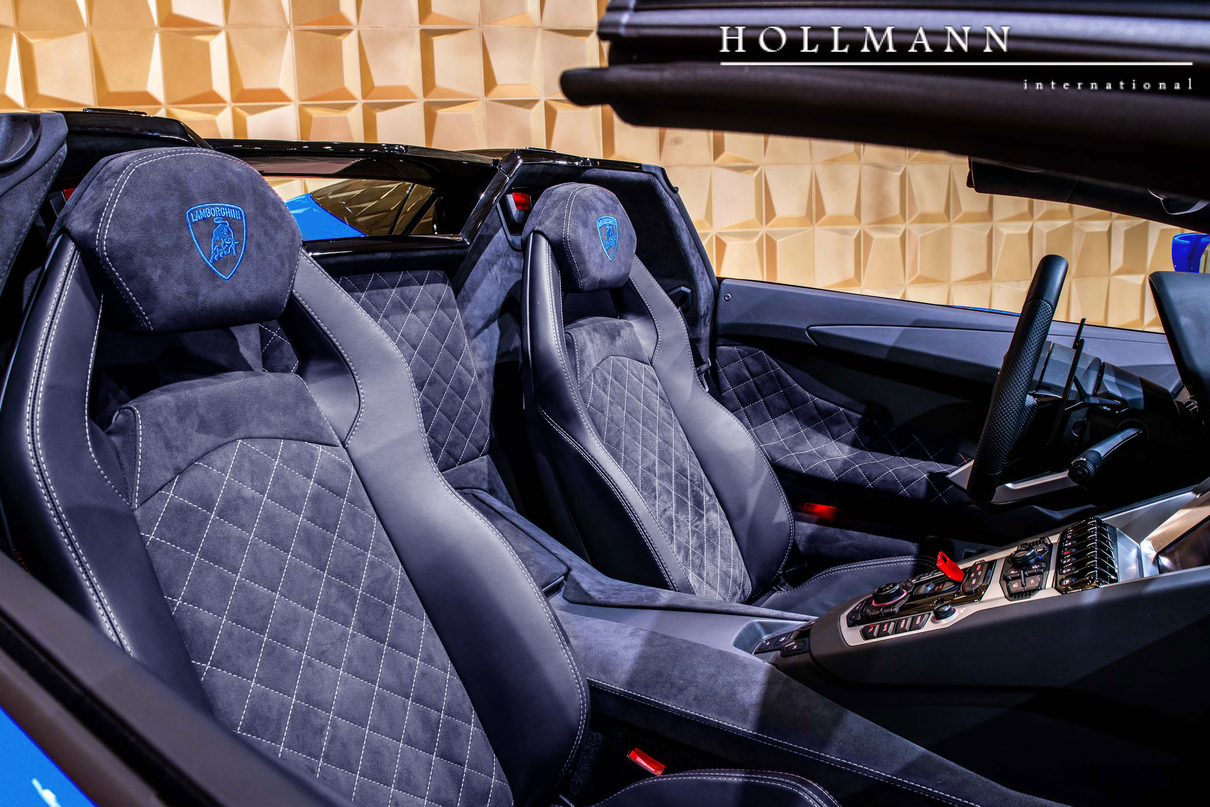 2018 LAMBORGHINI AVENTADOR S ROADSTER, 20/20