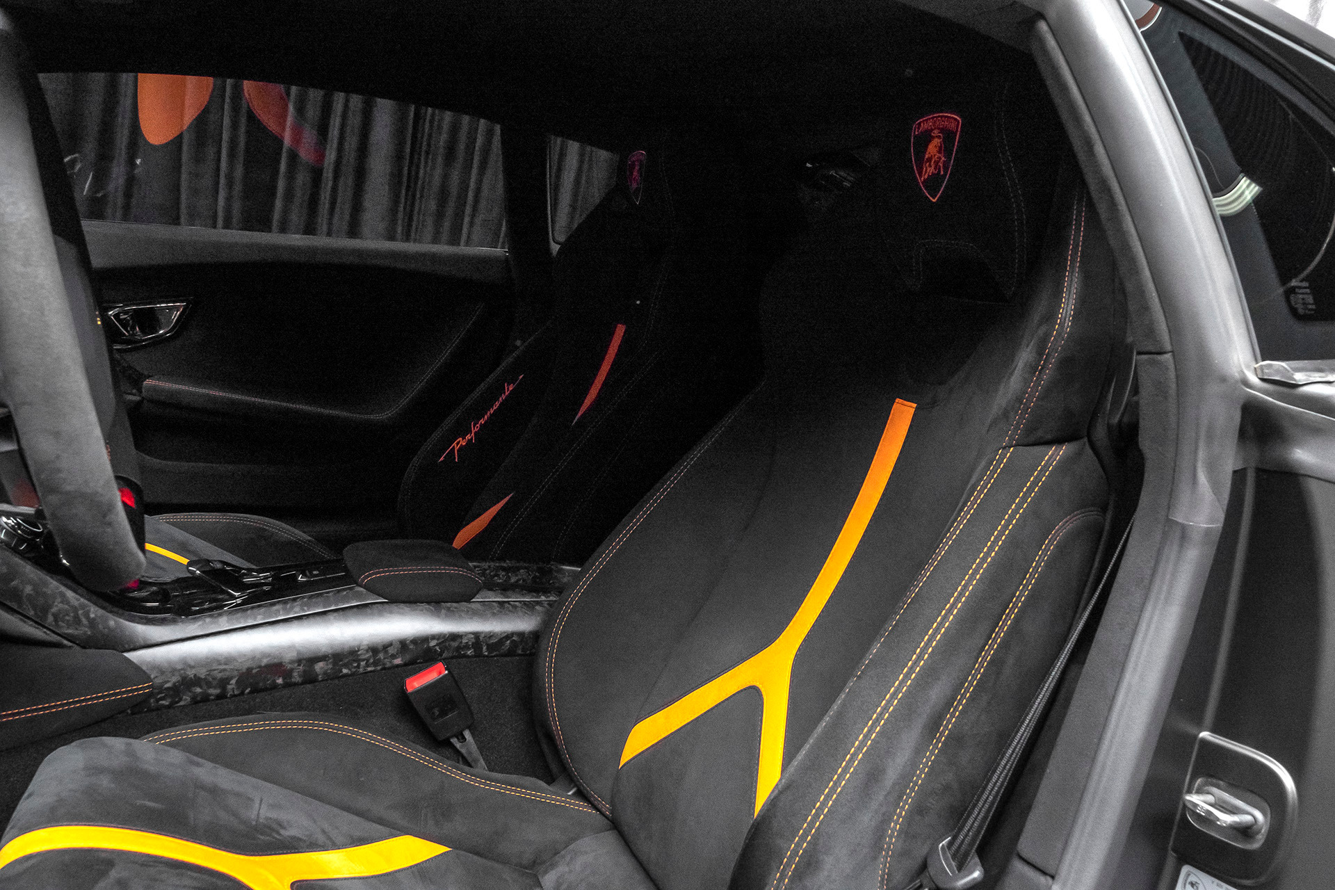 2018 Lamborghini Huracan LP640-4 Performante Coupe, 11/21