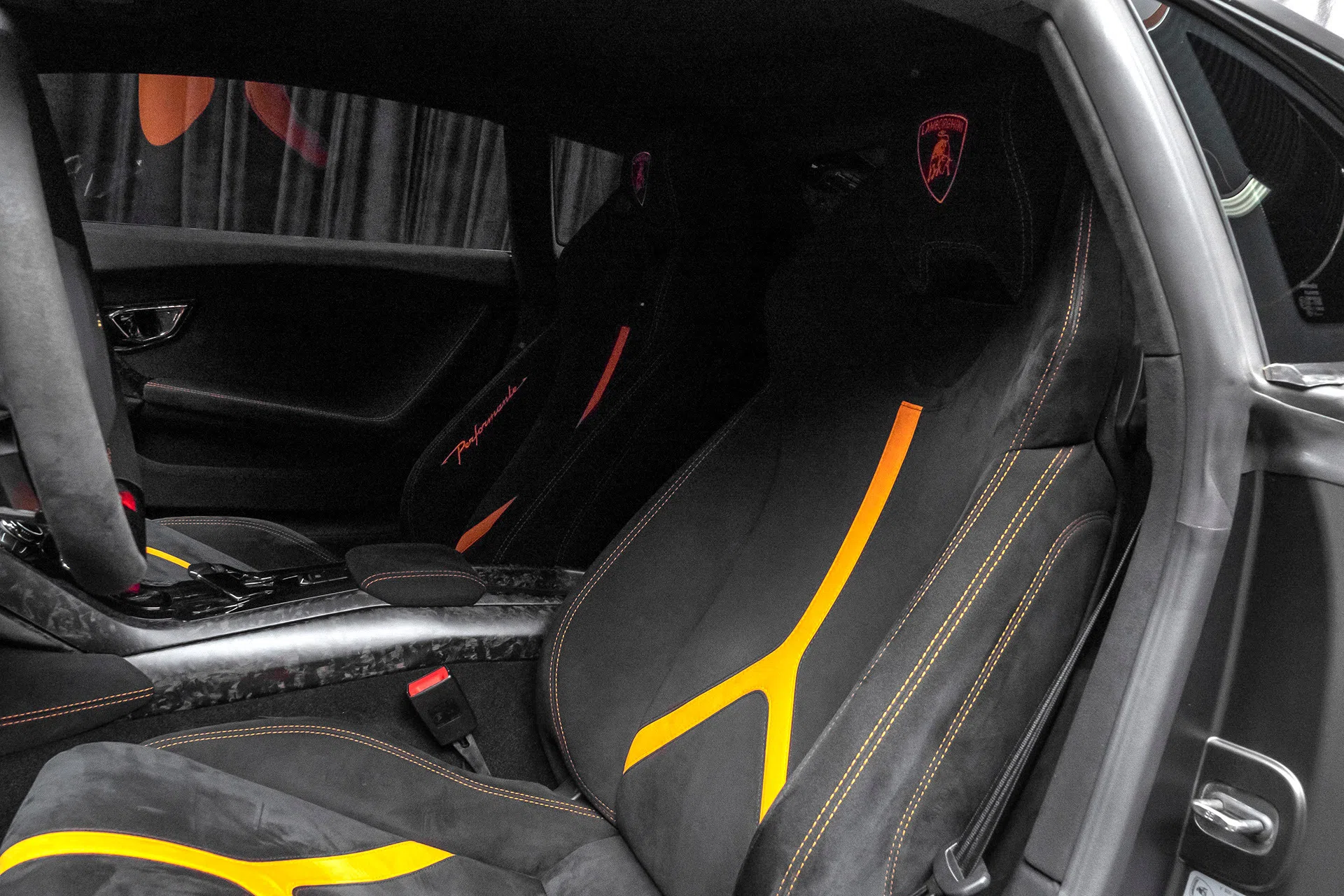 2018 Lamborghini Huracan LP640-4 Performante Coupe interior, seats, Nero Cosmus