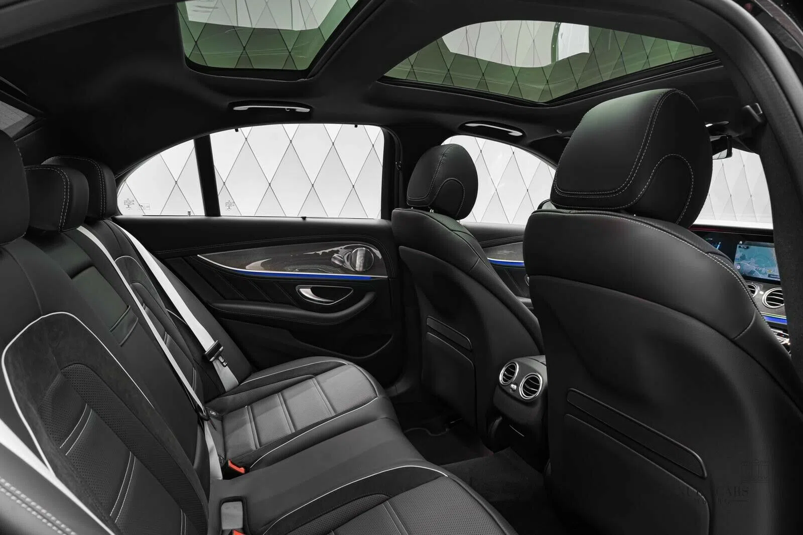 2020 Mercedes-Benz E 63 AMG S+ interior, seats, Beige Leather