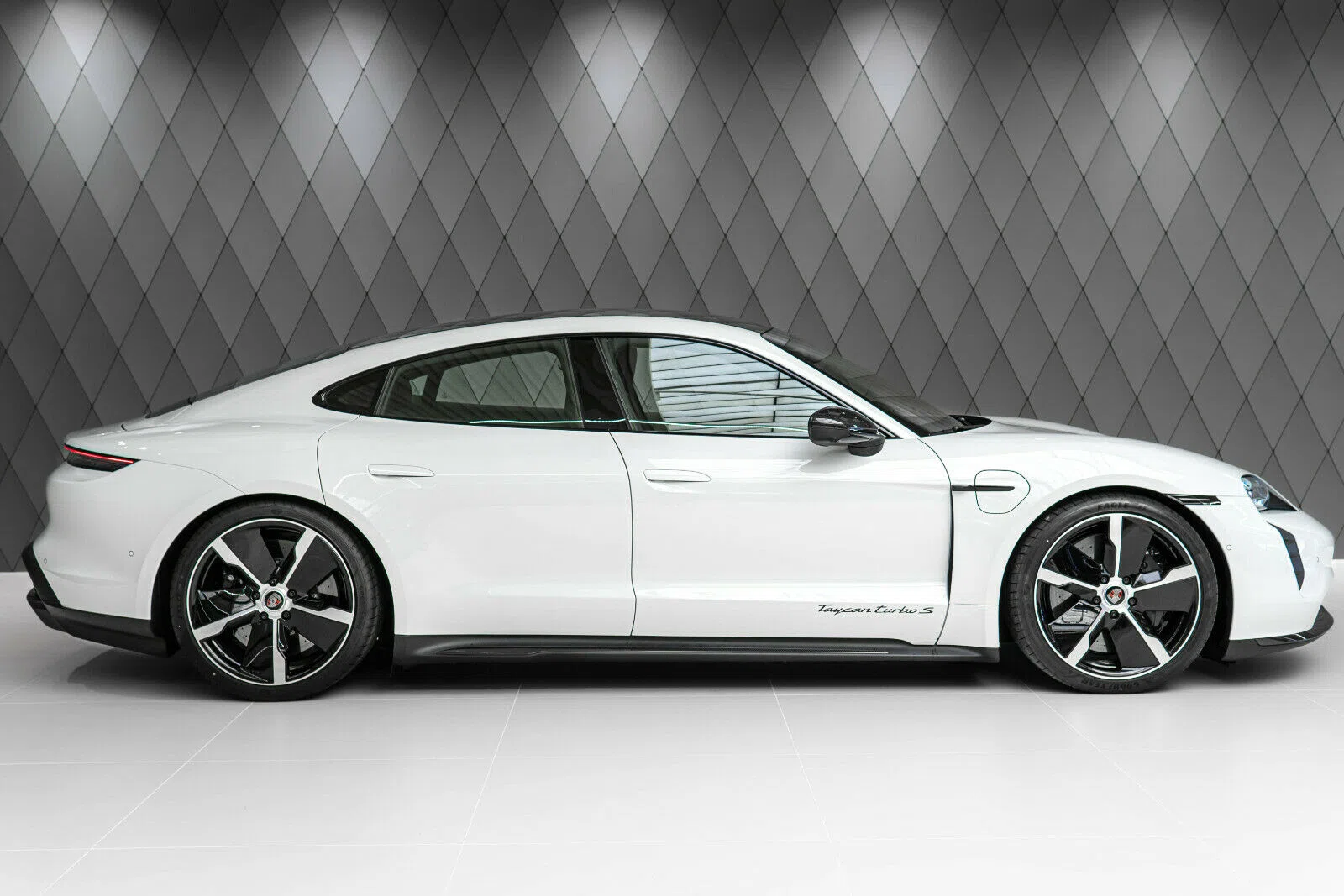 2020 Porsche Taycan Turbo S for sale, exterior, White