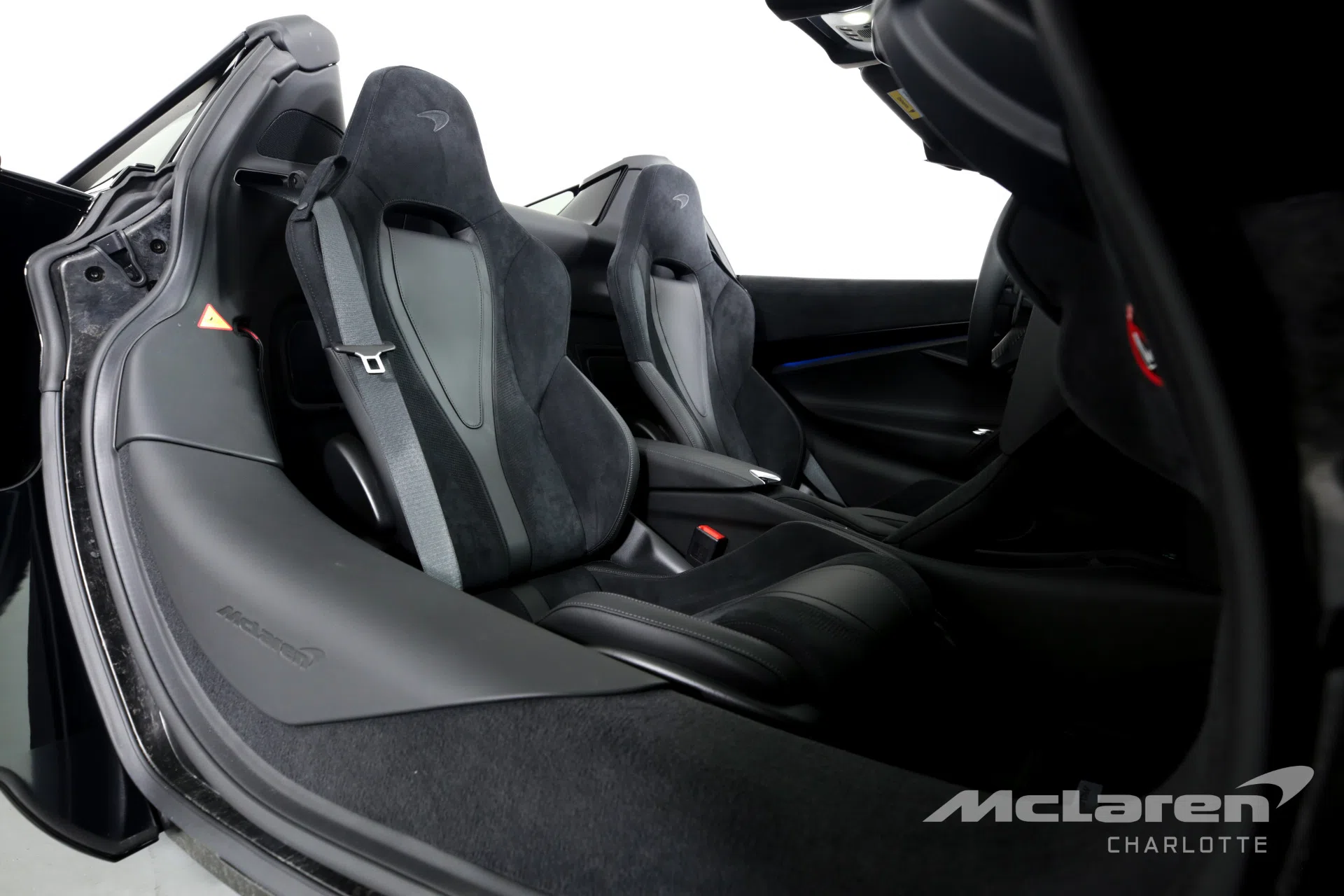 2020 McLaren 720S Spider Performance interior, seats, Carbon Black with JET Black Insert