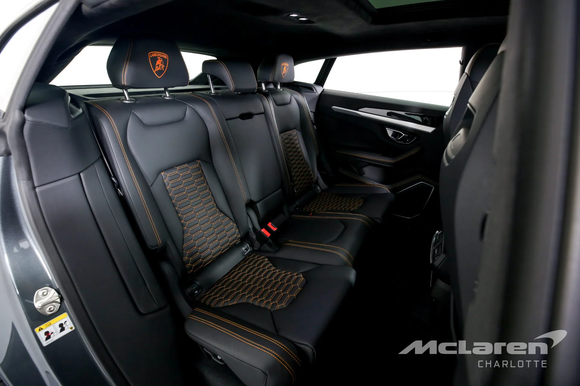 2020 Lamborghini Urus interior, seats, Black