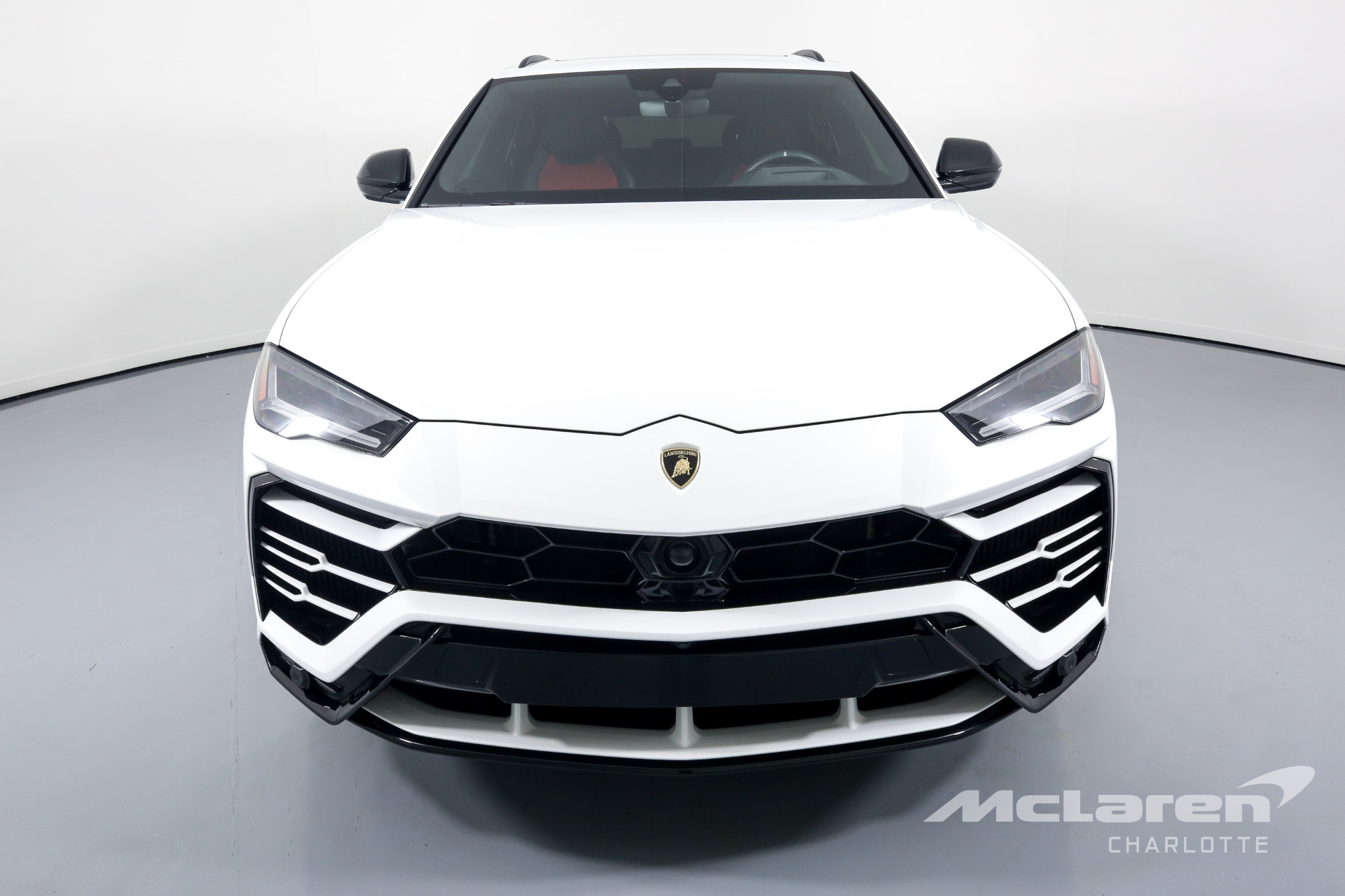 2020 Lamborghini Urus, 2/20