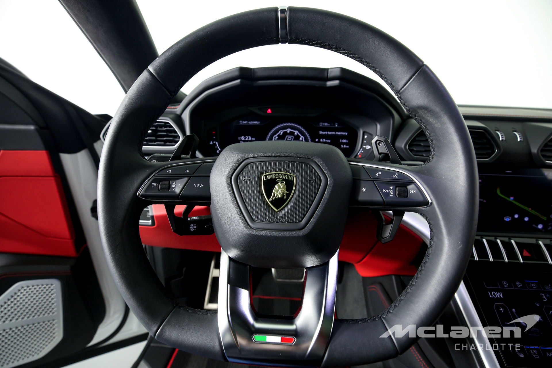 2020 Lamborghini Urus, 13/20
