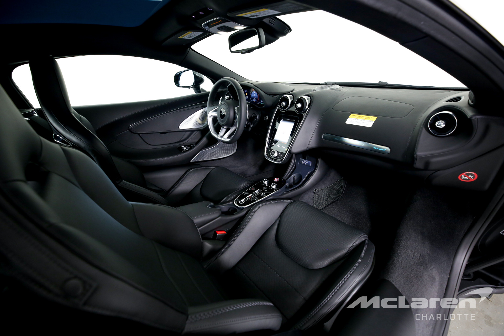 2020 Mclaren GT, 19/20