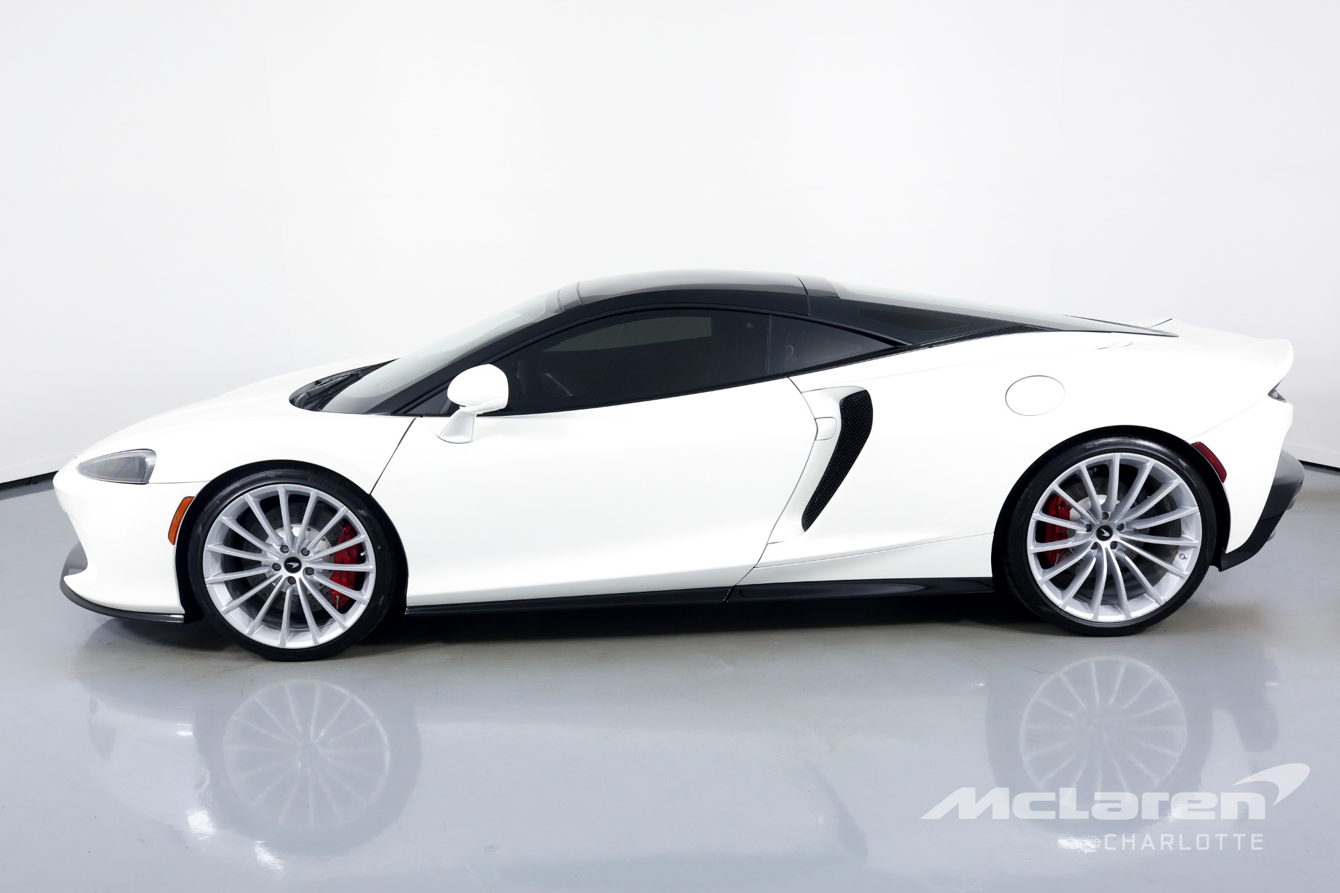 2020 Mclaren GT, 4/18
