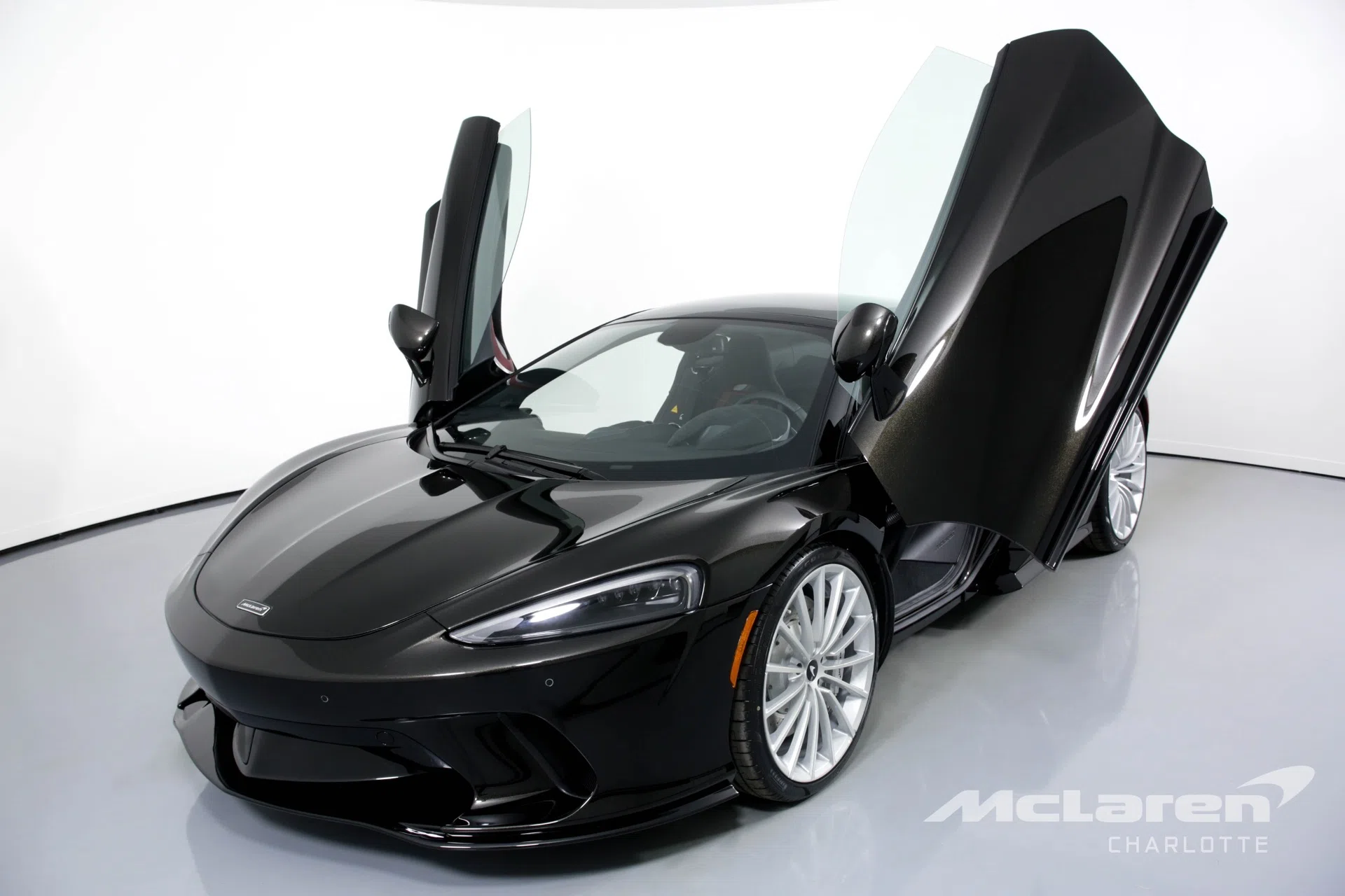 2020 McLaren GT