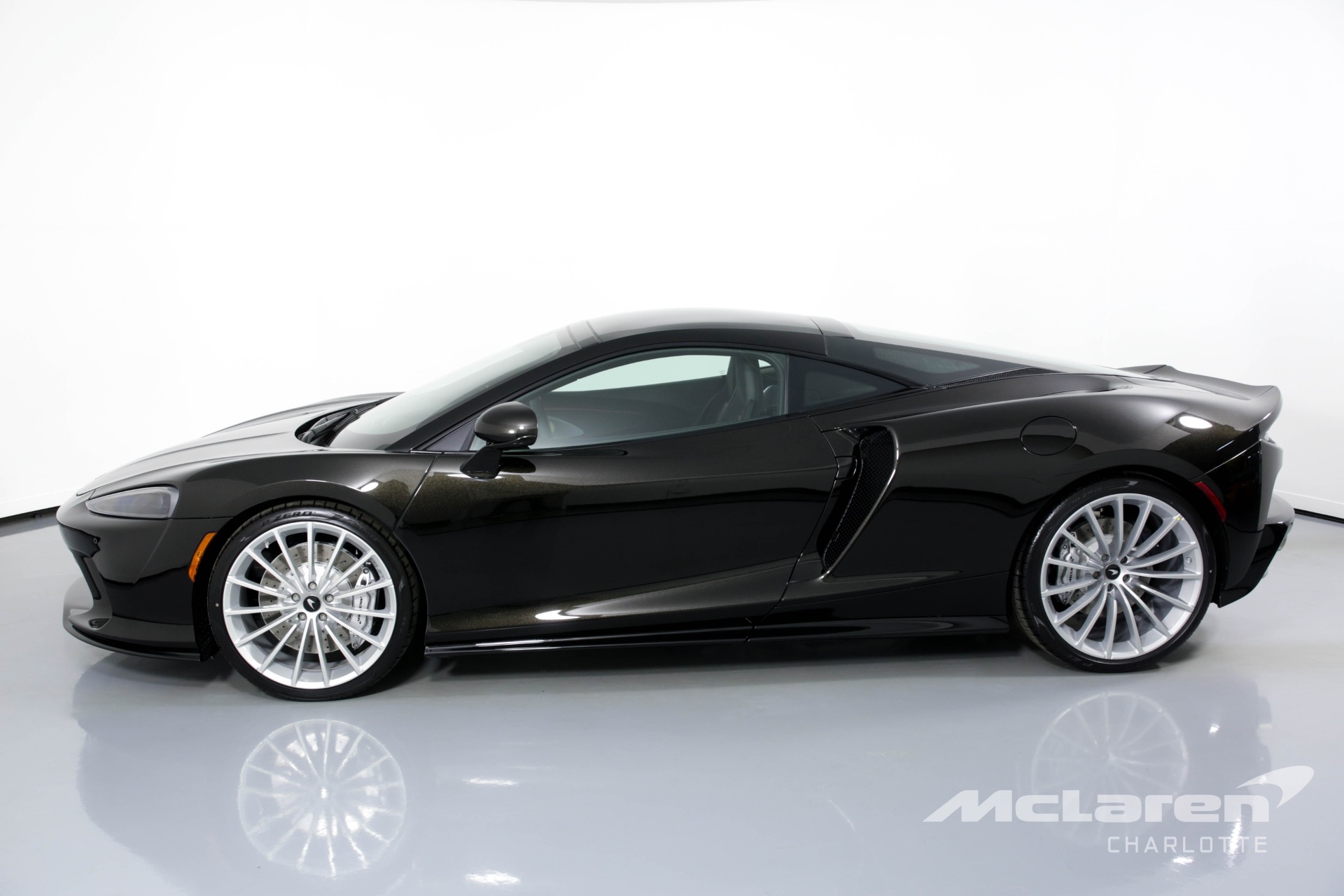 2020 McLaren GT, 4/20