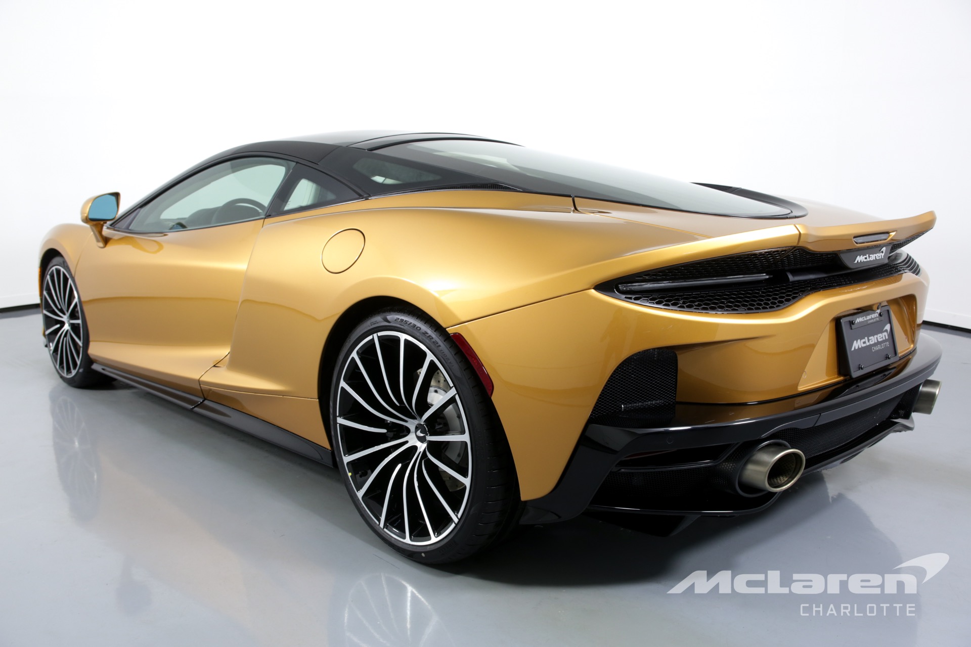 2020 Mclaren GT, 4/19
