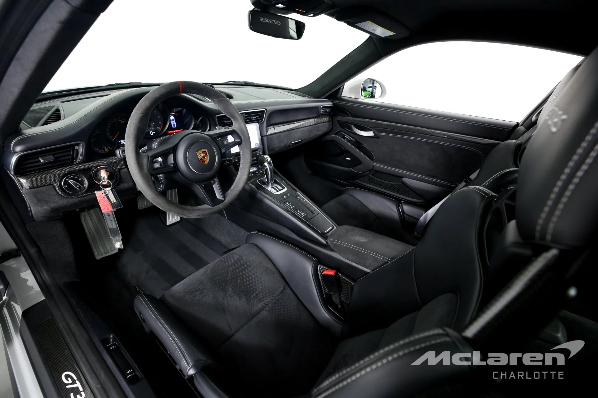 2019 Porsche 911 GT3 RS interior, dashboard, Black