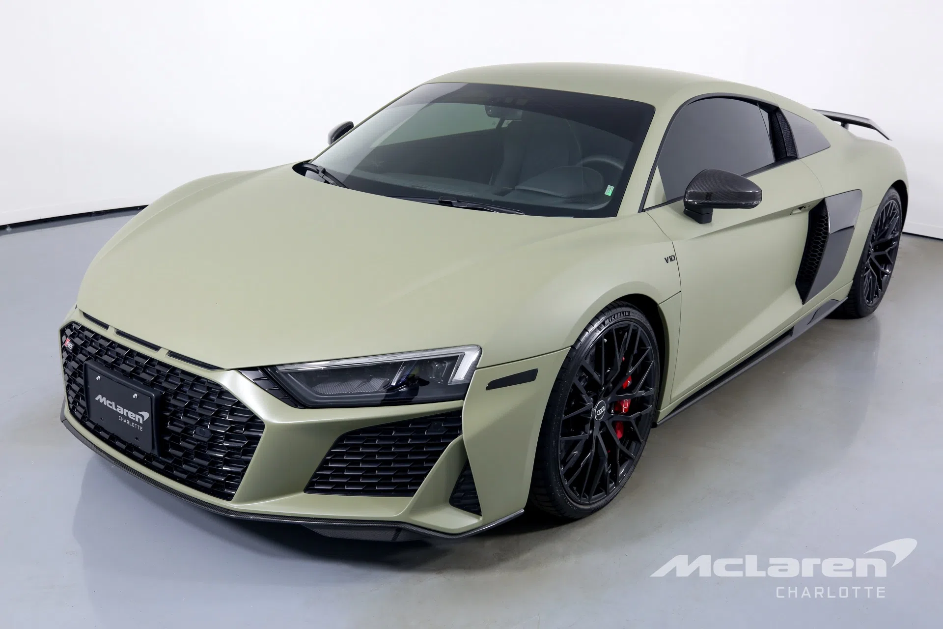 2020 Audi R8 5.2 Quattro V10 Performance for sale, front three-quarter view, Green Carbon