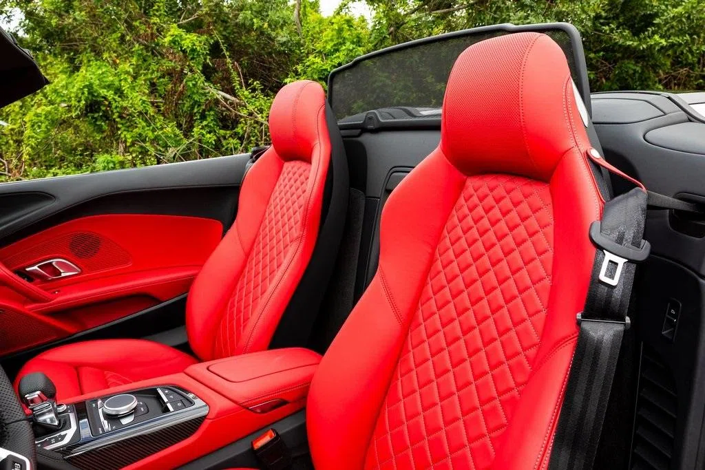 2020 Audi R8 5.2 2D Convertible interior, seats, Express Red