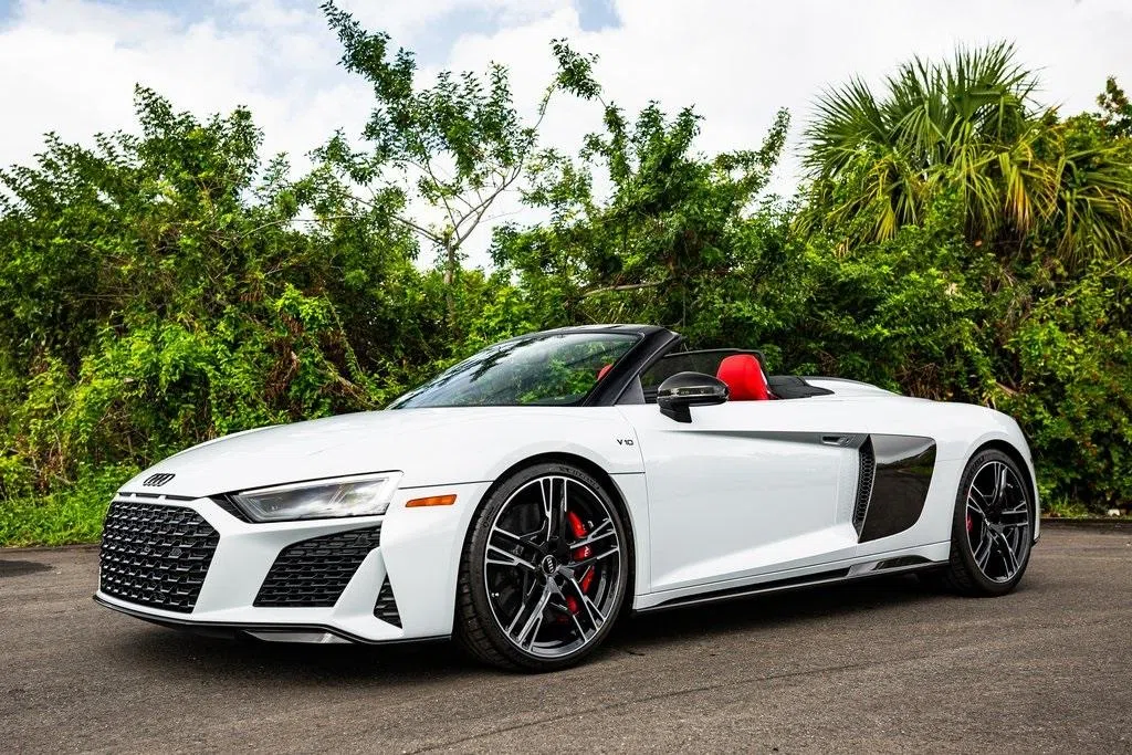 2020 Audi R8 5.2 2D Convertible for sale, exterior, Suzuka Gray Metallic