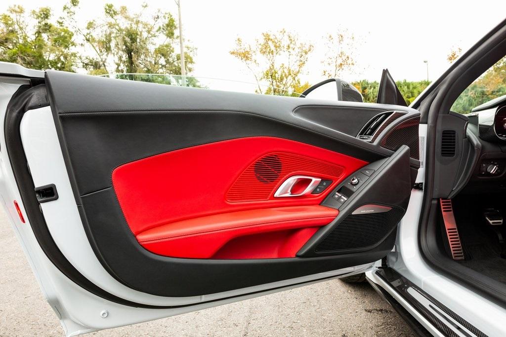 2020 Audi R8 5.2 2D Convertible, 19/20