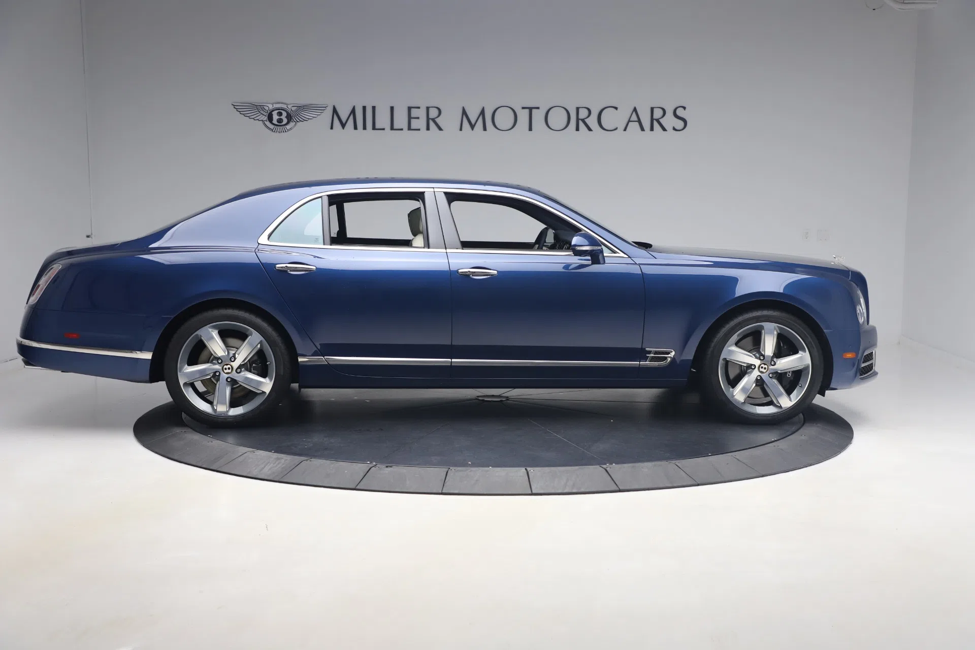 2020 Bentley Mulsanne Speed, side profile, Marlin
