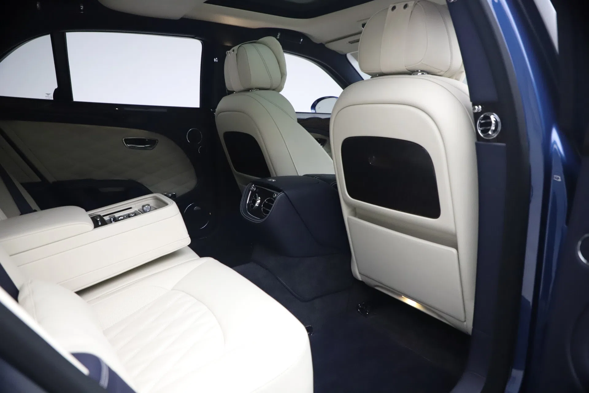 2020 Bentley Mulsanne Speed interior, seats, Linen