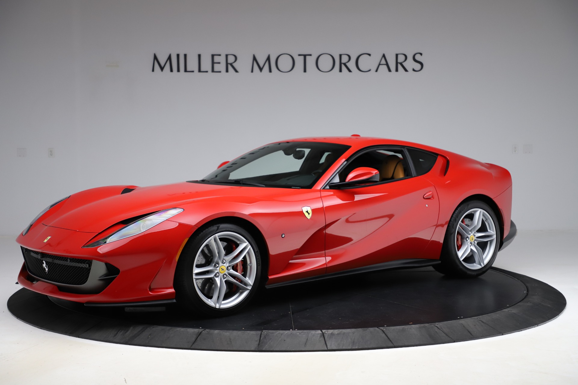 2019 Ferrari 812 Superfast, 2/18