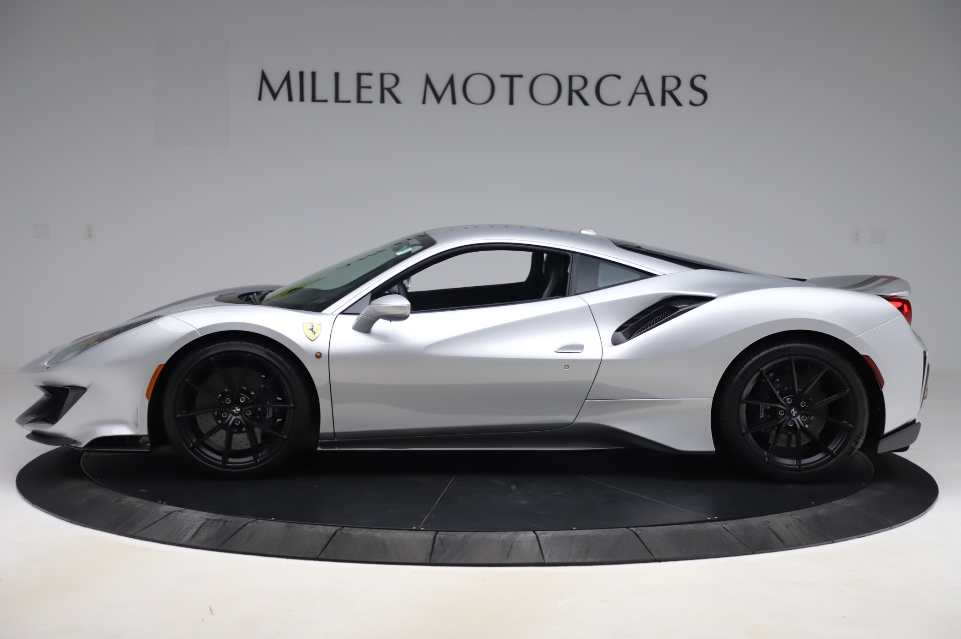 2019 Ferrari 488 Pista, 3/20