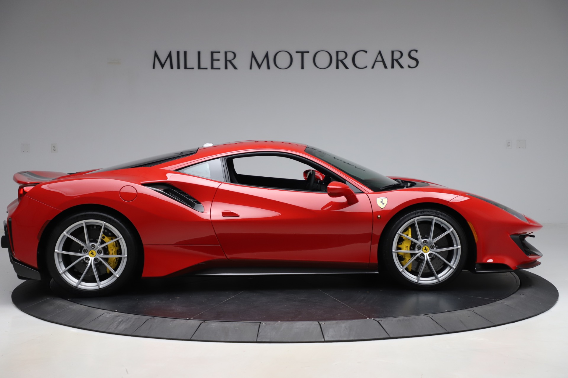 2019 Ferrari 488 Pista, 8/20