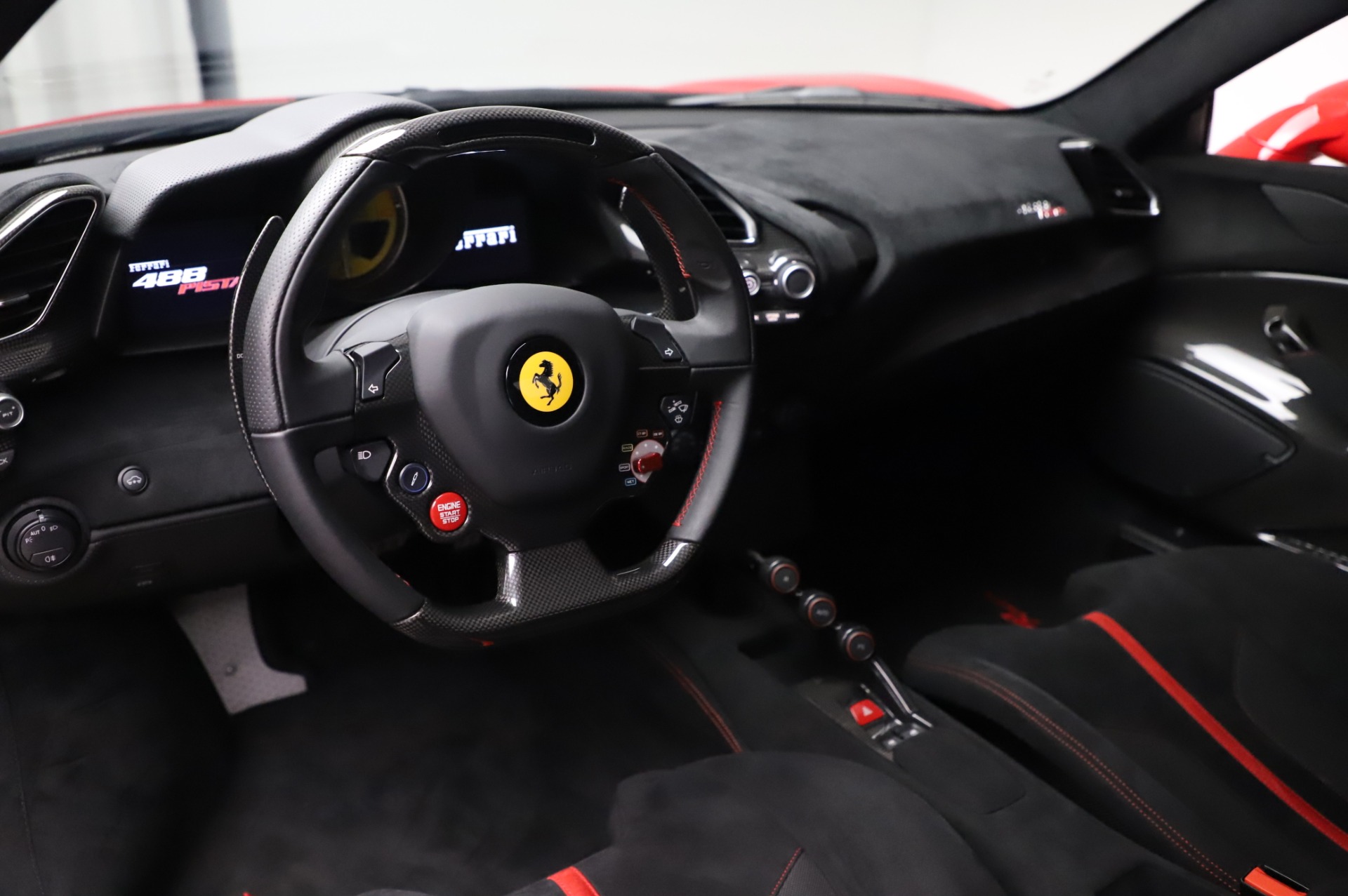 2019 Ferrari 488 Pista, 11/20
